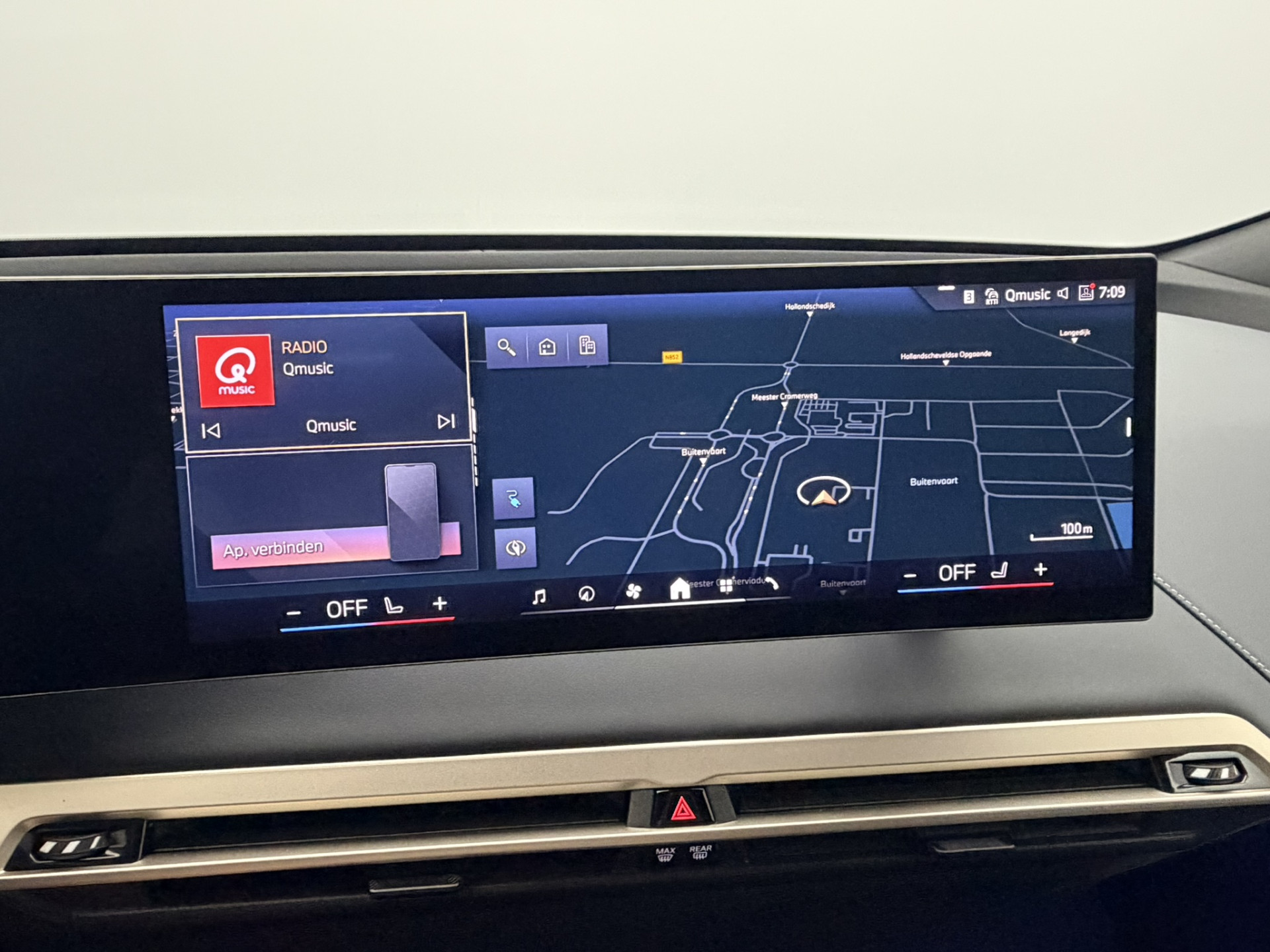 Foto van BMW Ix Xdrive40