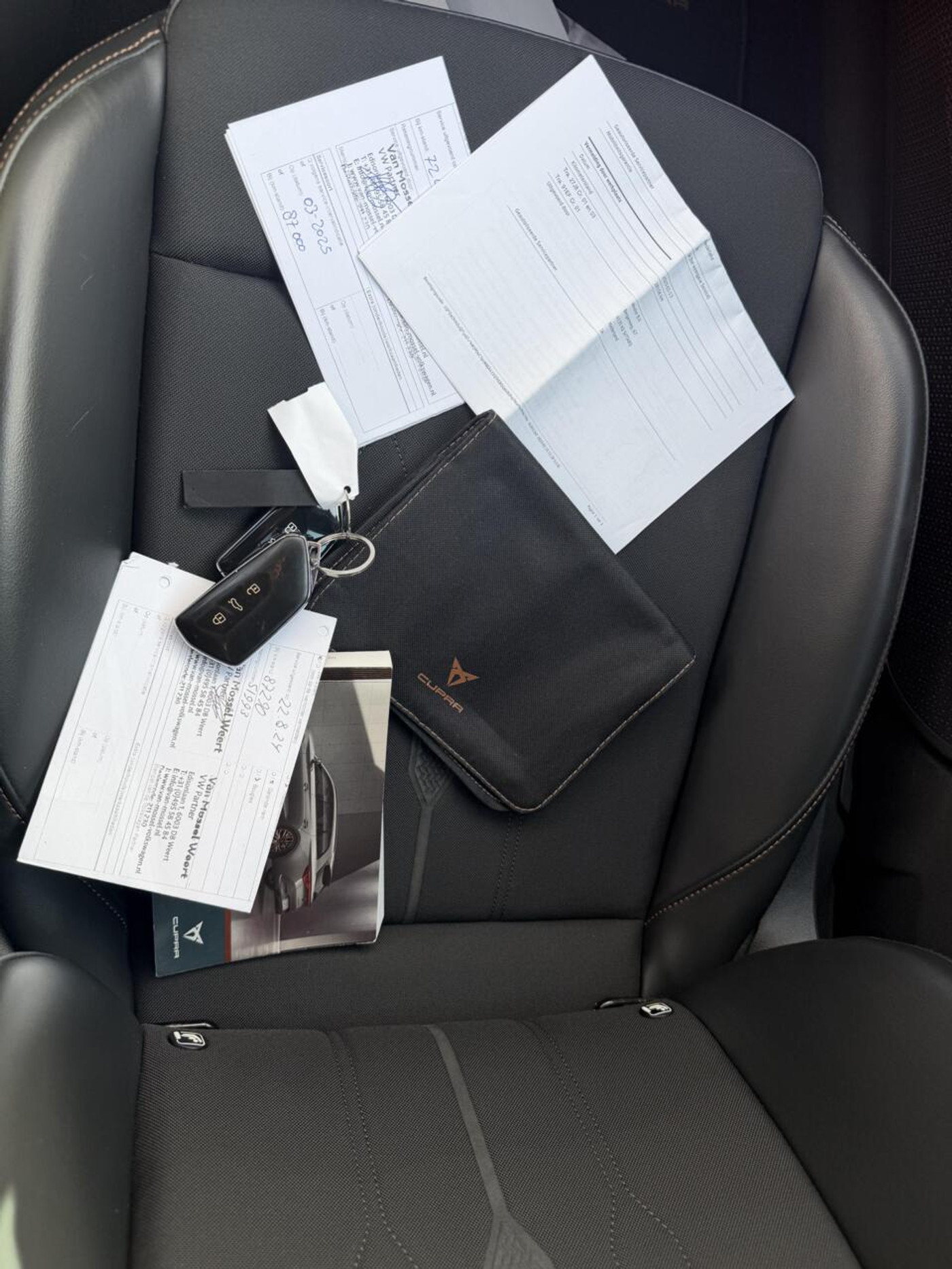 Foto van Seat Cupra Leon Sportstourer