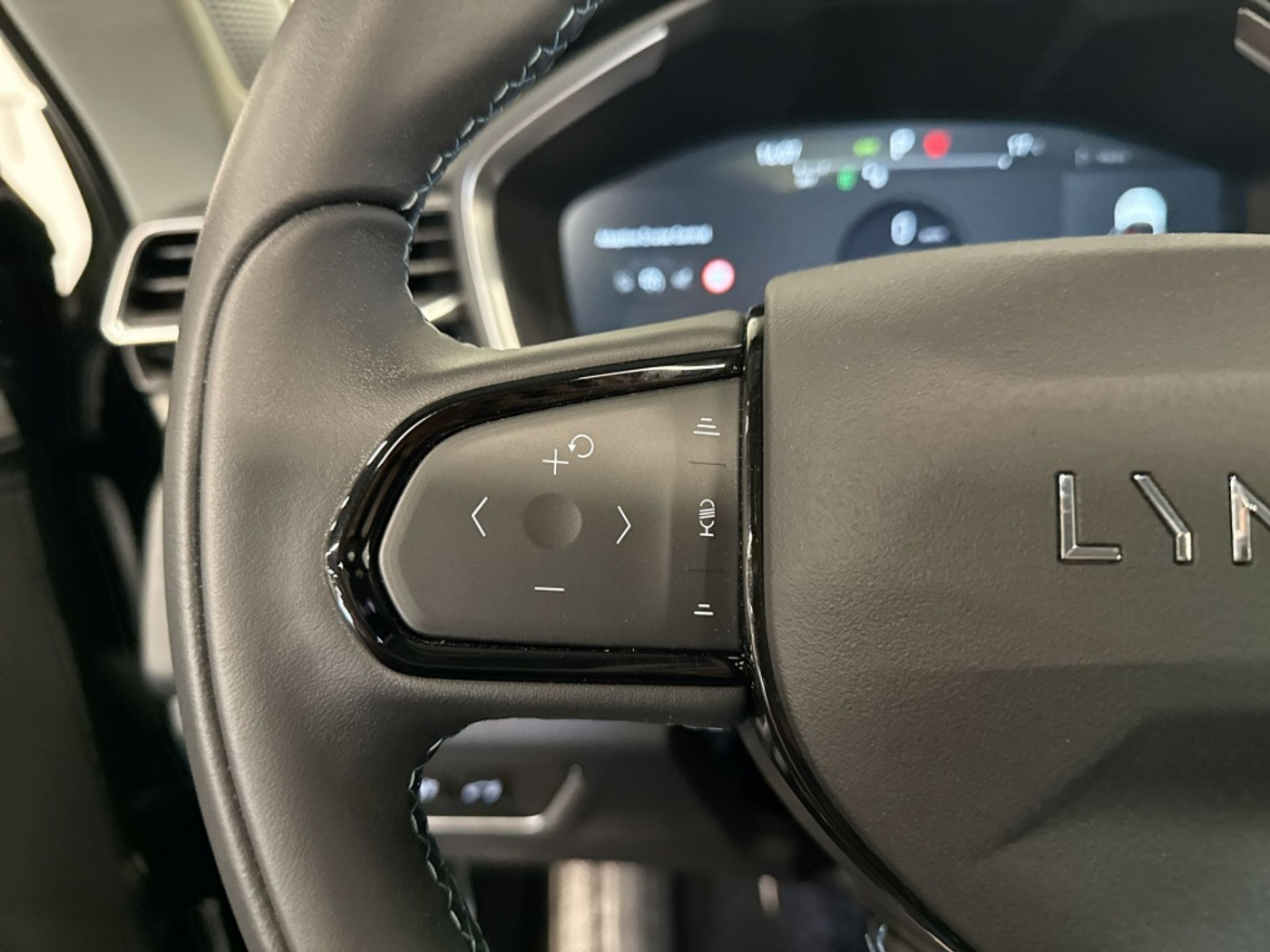 Foto van Lynk&co LYNK & Co 01
