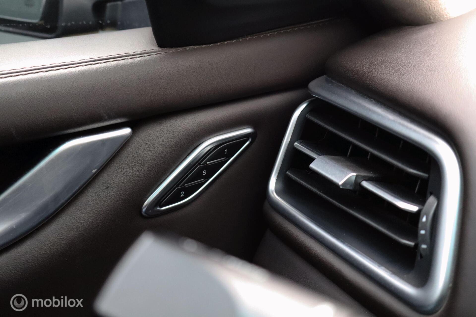 Foto van Maserati Ghibli S Q4
