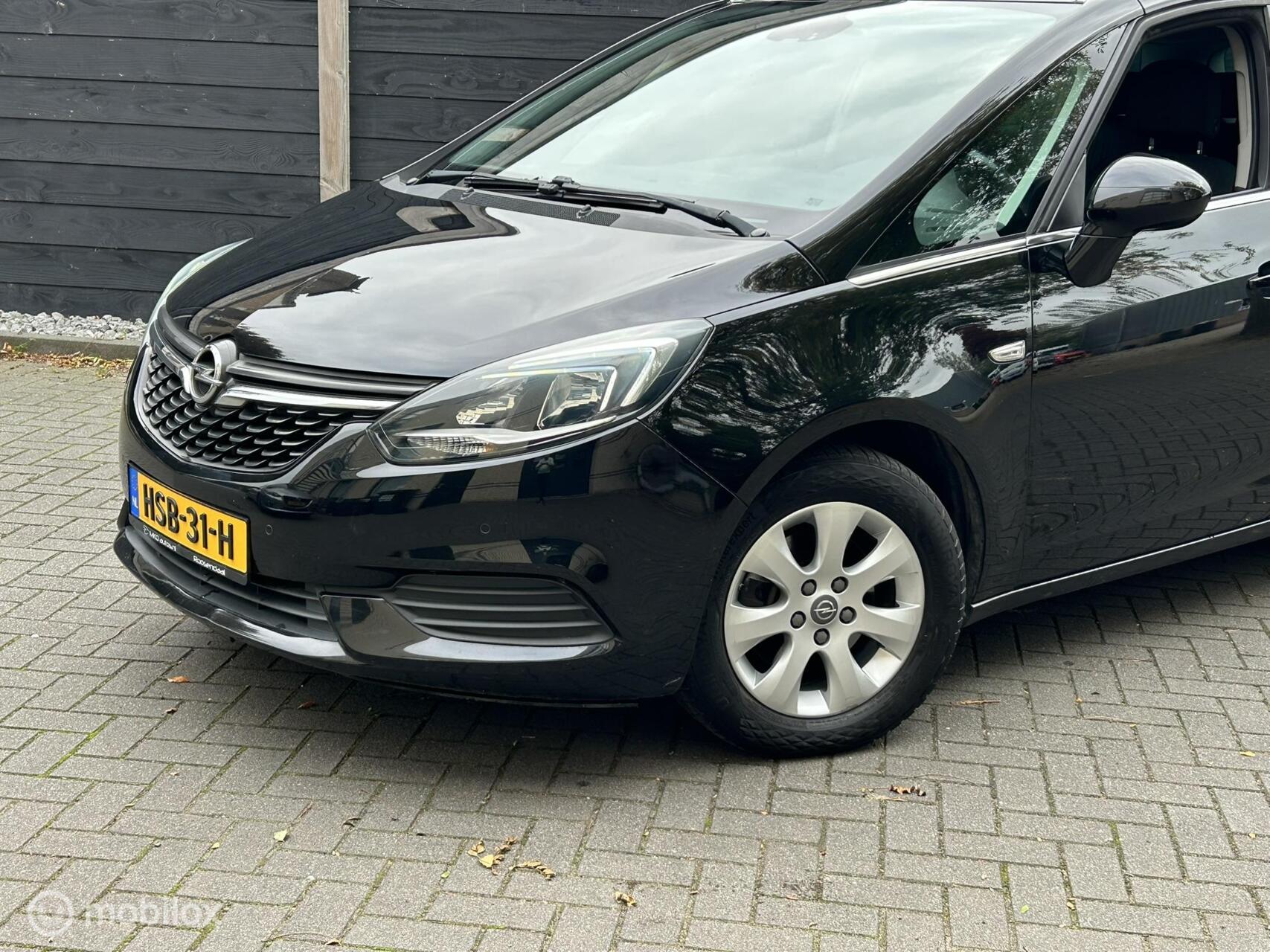 Foto van Opel Zafira Tourer