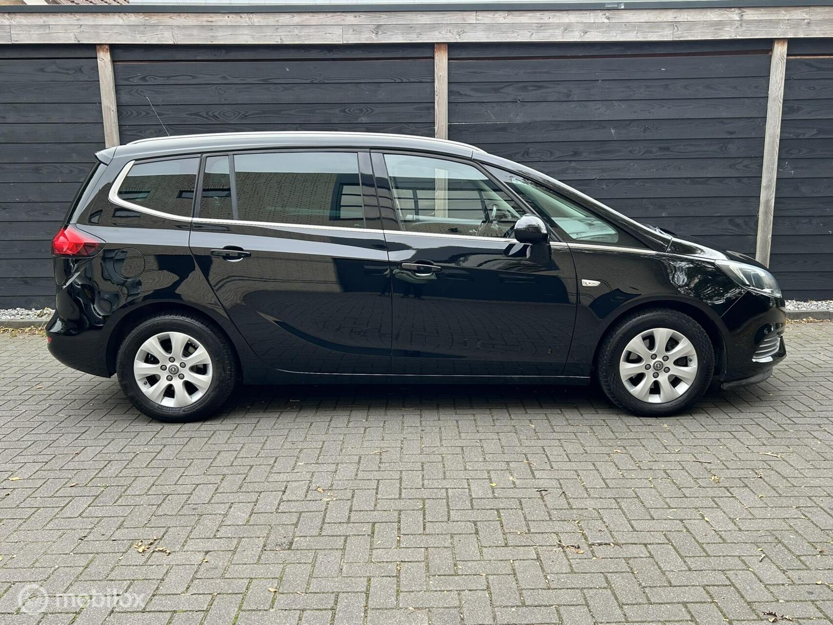 Foto van Opel Zafira Tourer