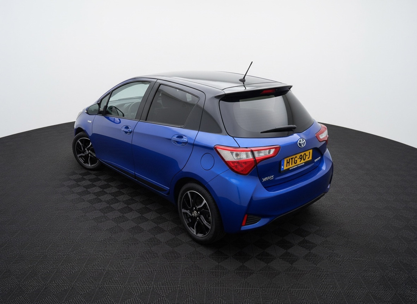 Foto van Toyota Toyota Yaris Hybrid