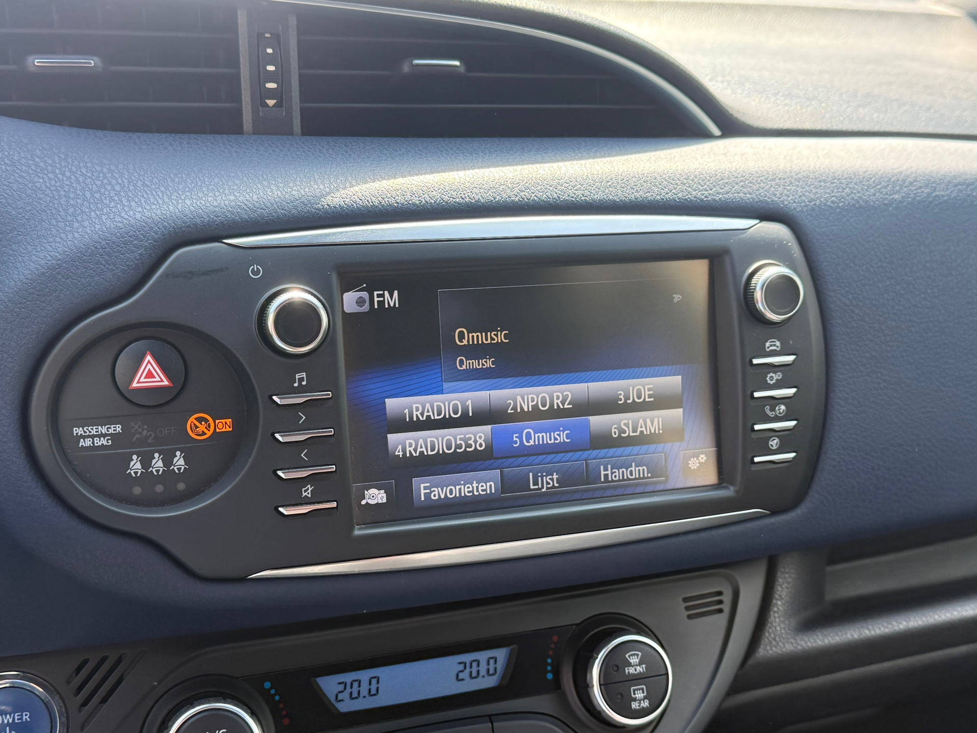Foto van Toyota Toyota Yaris Hybrid