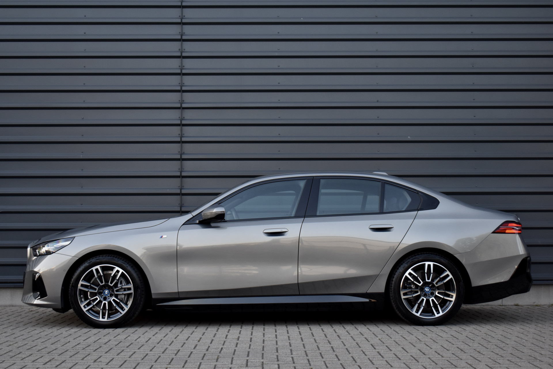 Foto van BMW I5 Edrive40