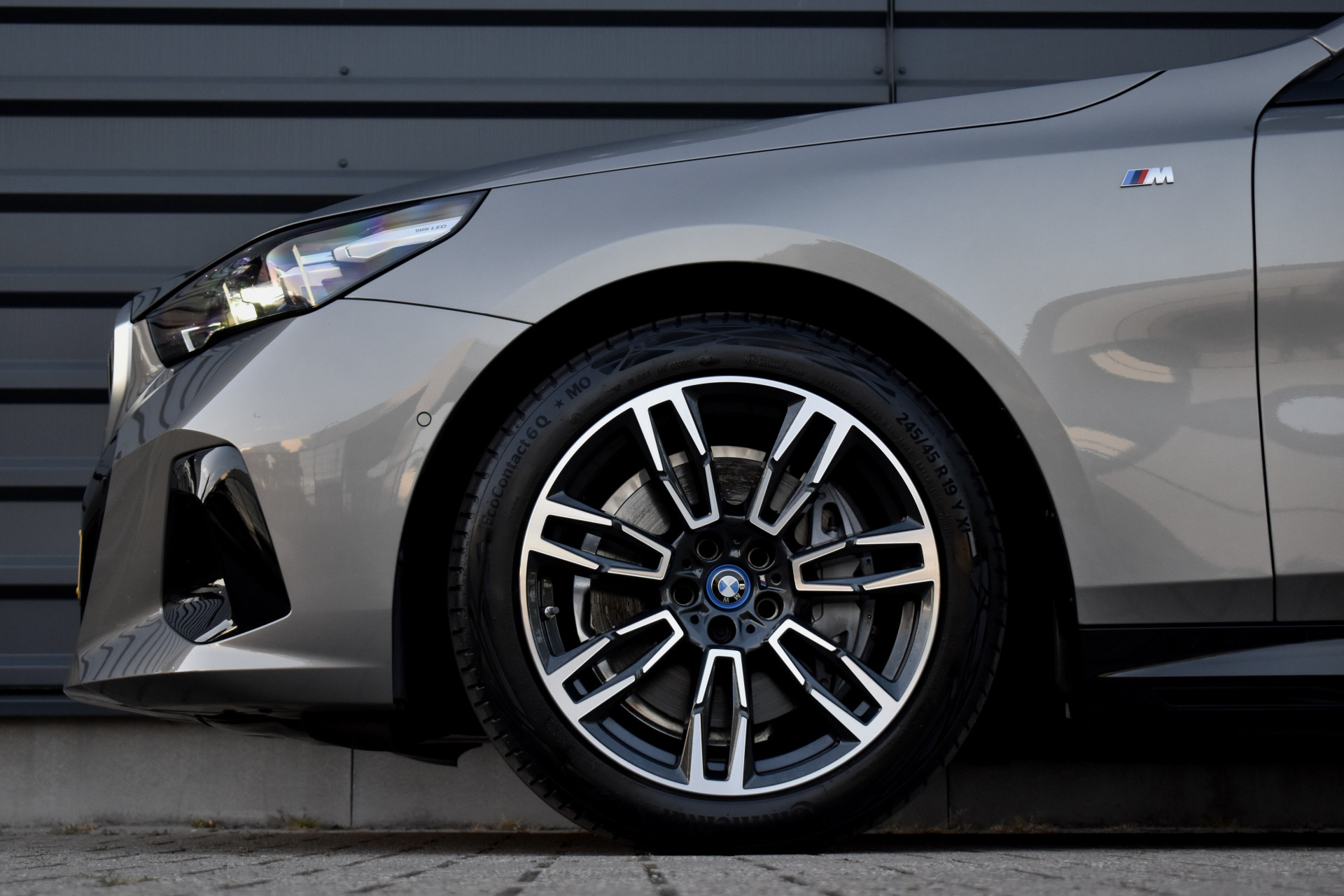 Foto van BMW I5 Edrive40