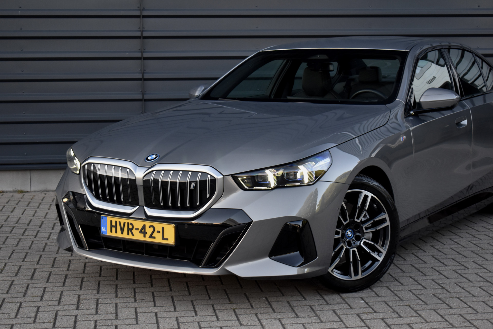 Foto van BMW I5 Edrive40