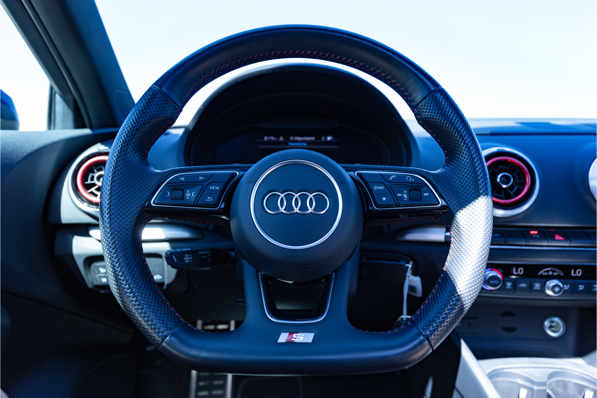 Foto van Audi S3 Limousine
