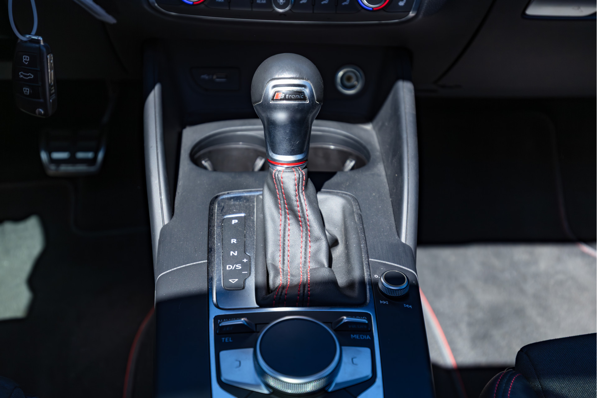 Foto van Audi S3 Limousine