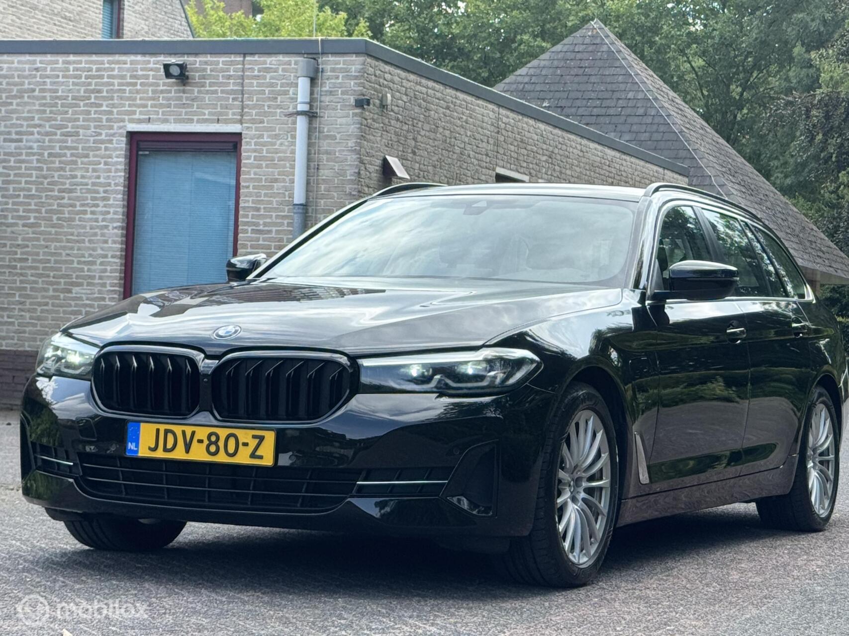 Foto van BMW 530e