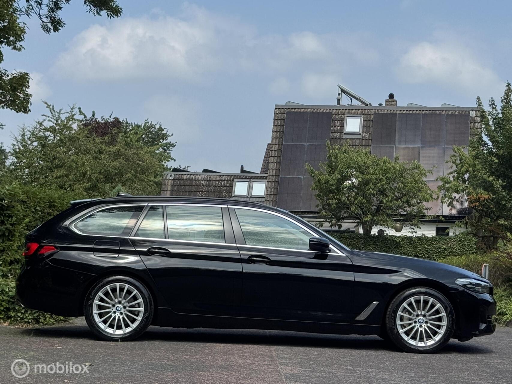Foto van BMW 530e