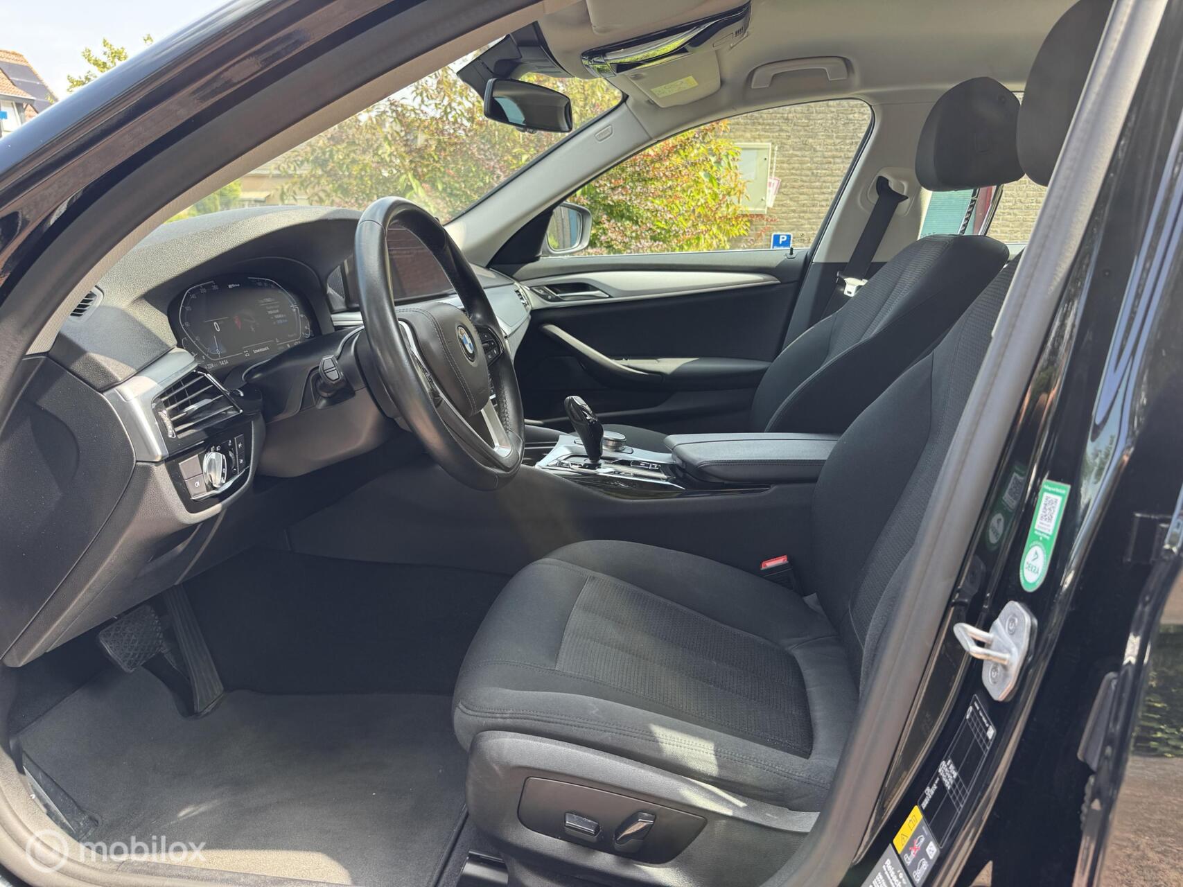 Foto van BMW 530e