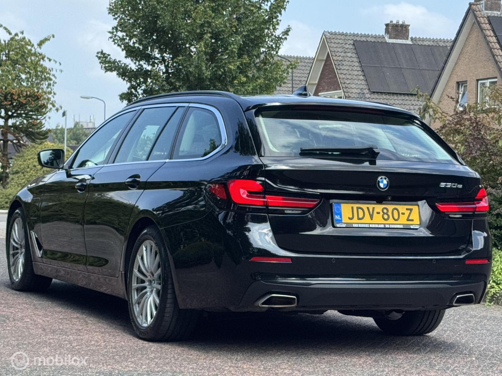 Foto van BMW 530e