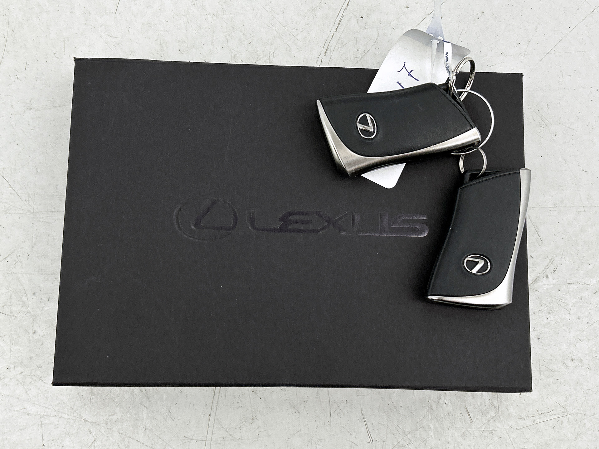 Foto van Lexus Lexus LBX