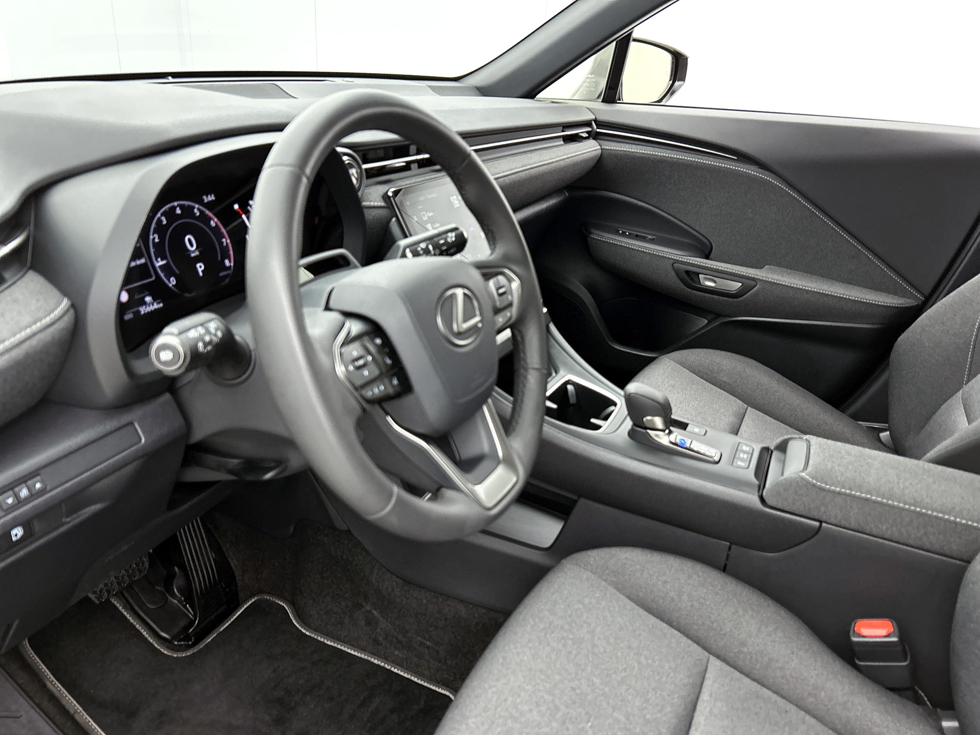 Foto van Lexus Lexus LBX