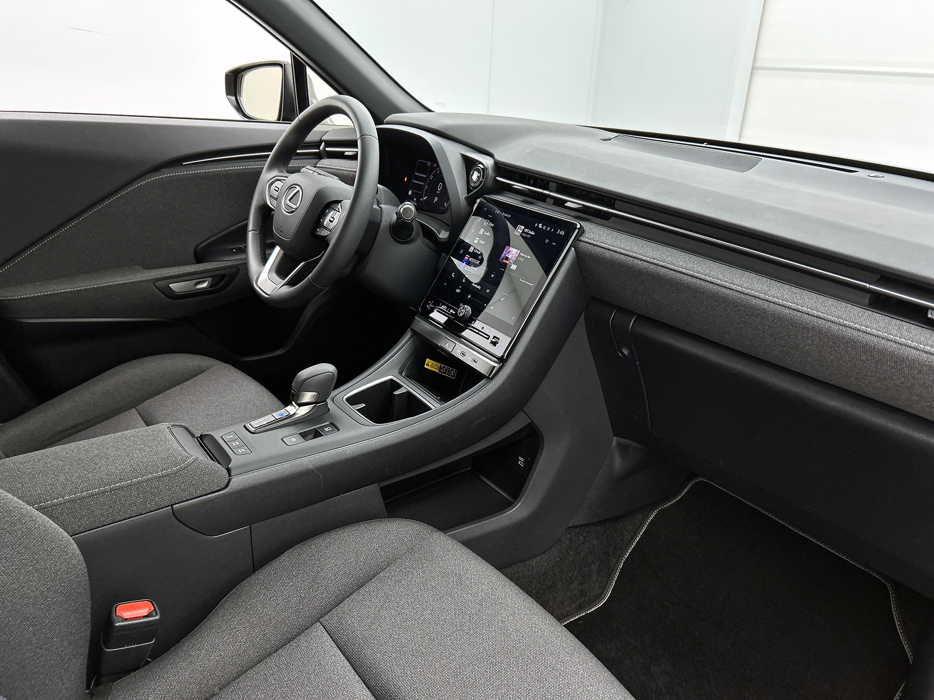 Foto van Lexus Lexus LBX