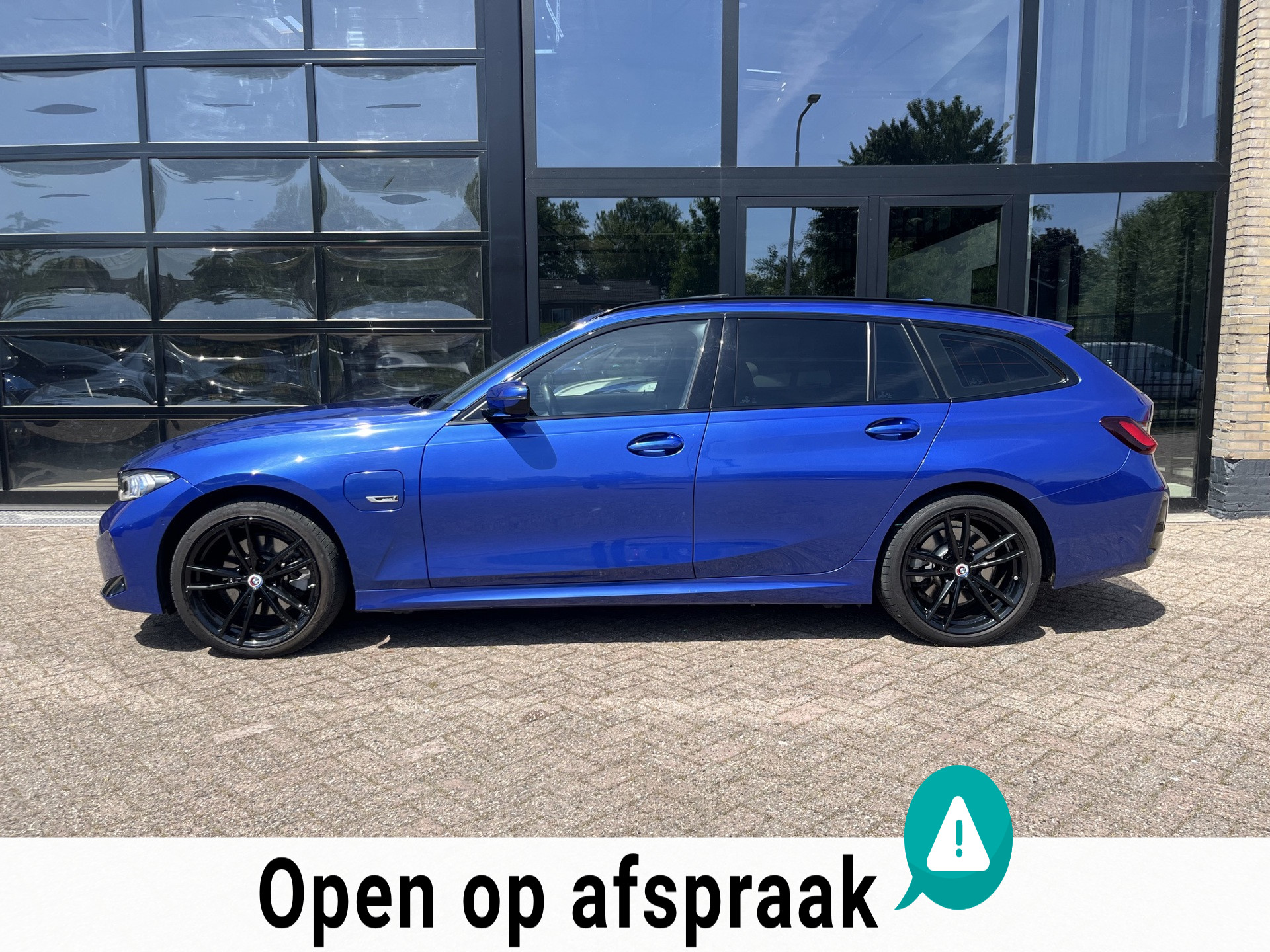 Foto van BMW 330e xDrive