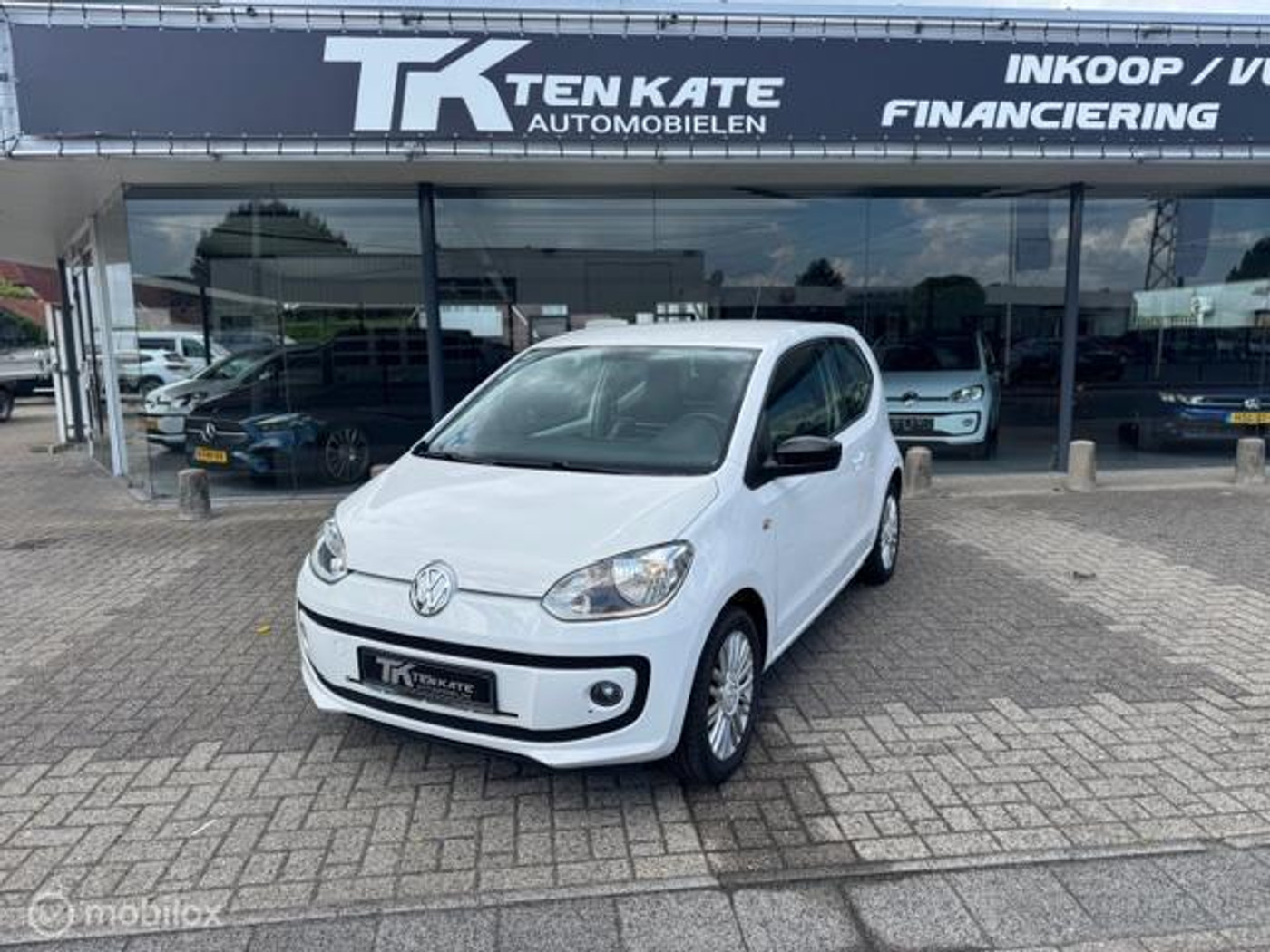 Volkswagen Up , 1.0 Cup up 75 pk 2015 - voorkant