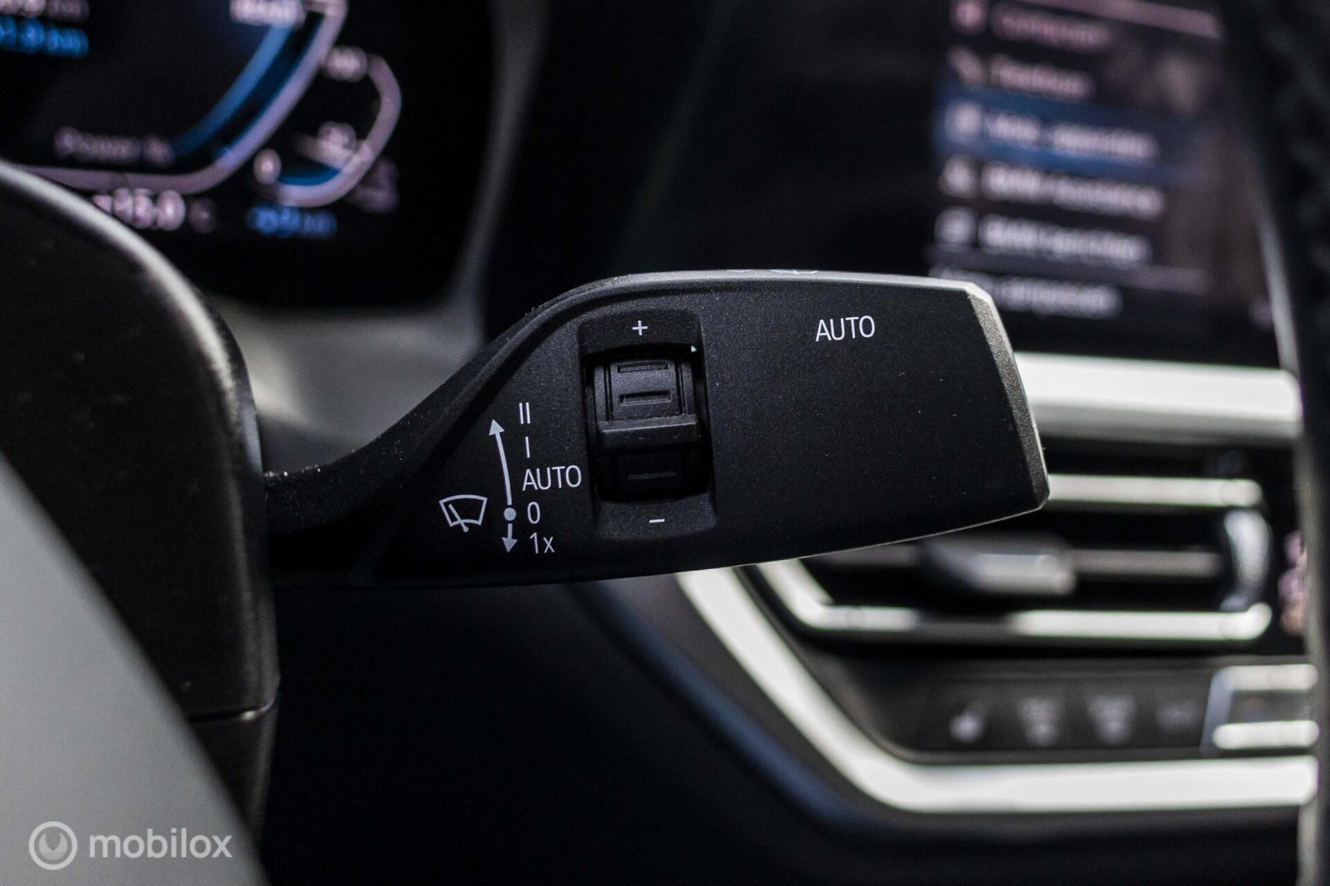 Foto van BMW 330e