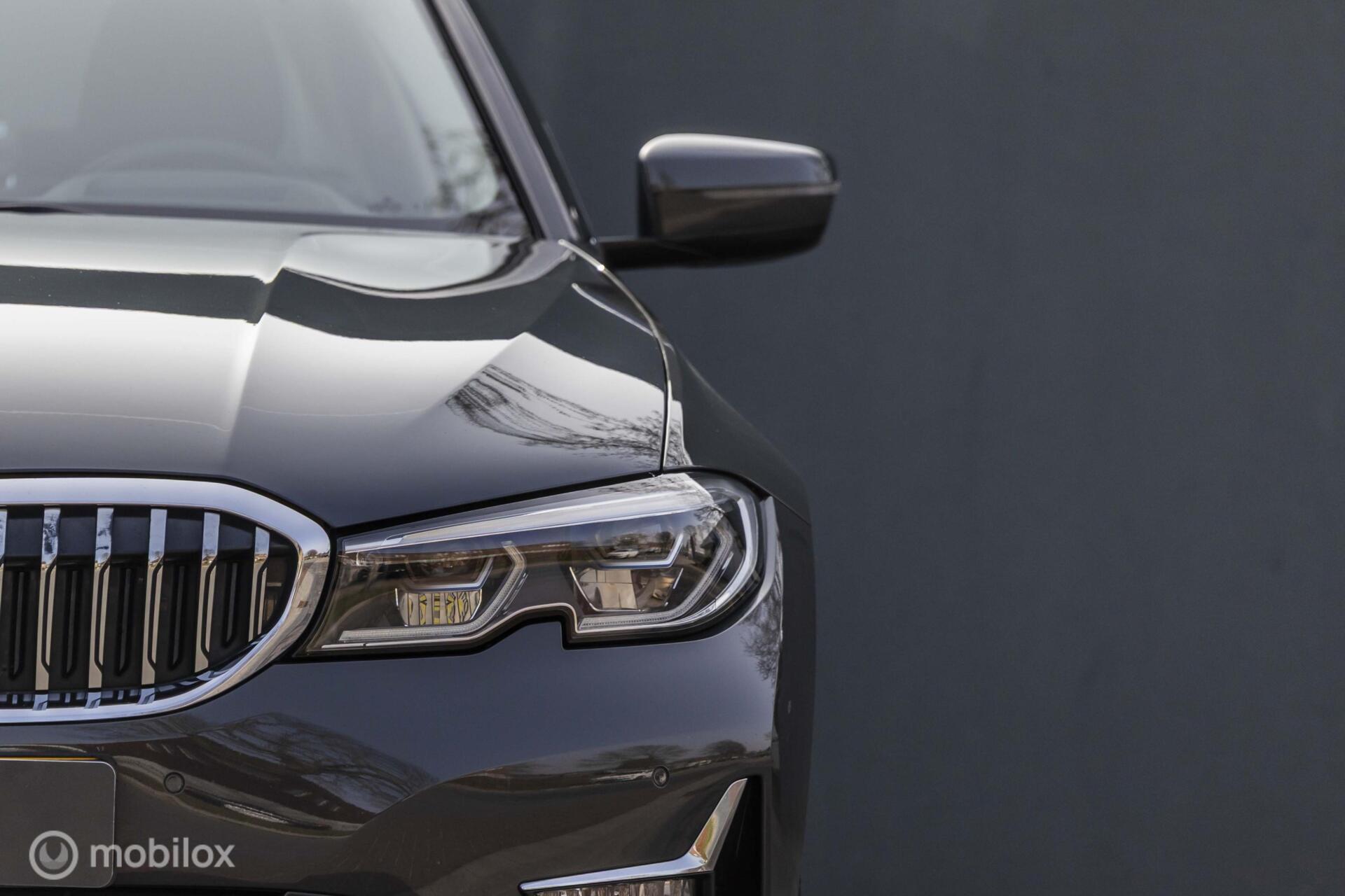 Foto van BMW 330e
