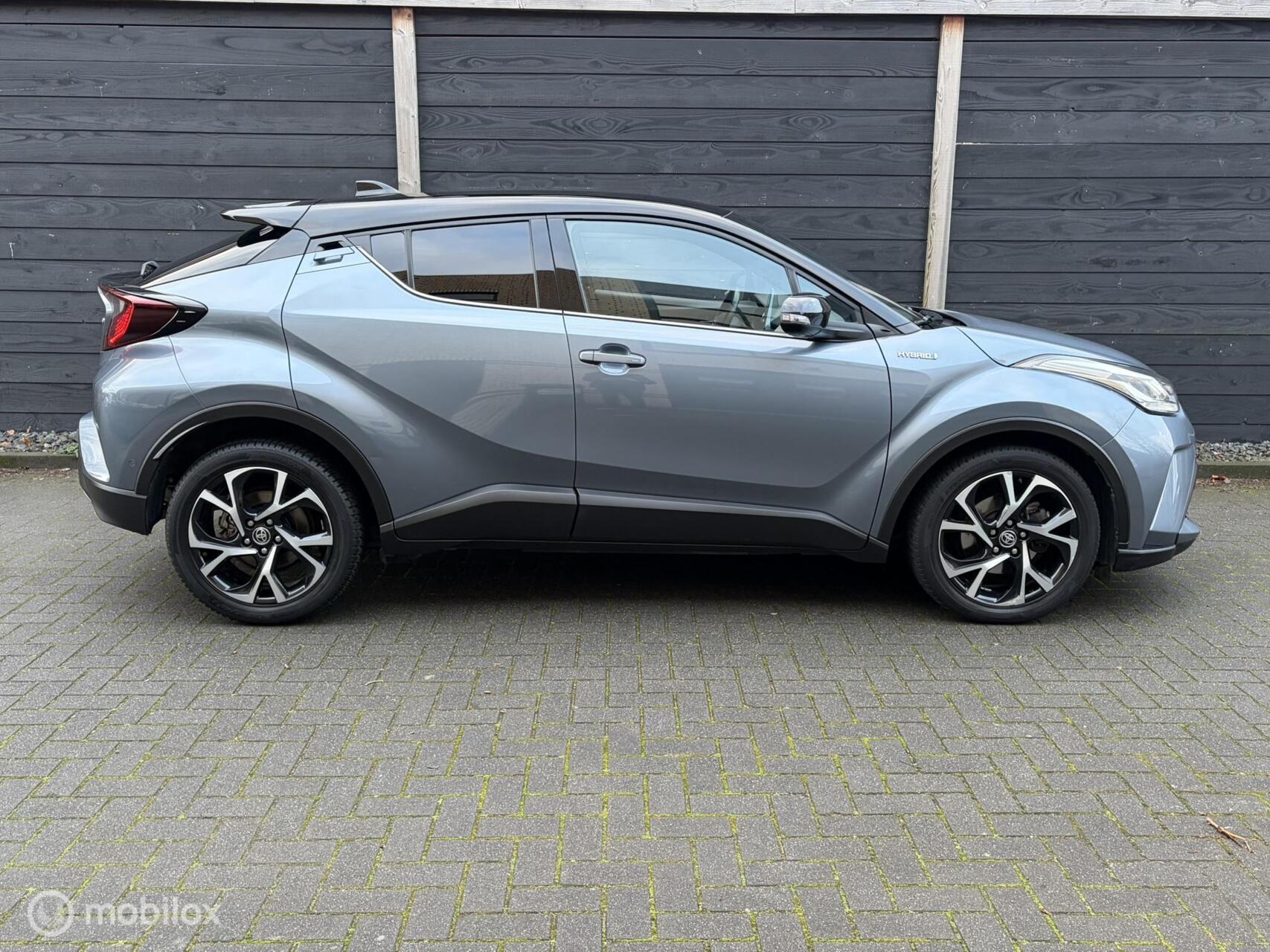 Foto van Toyota C-hr