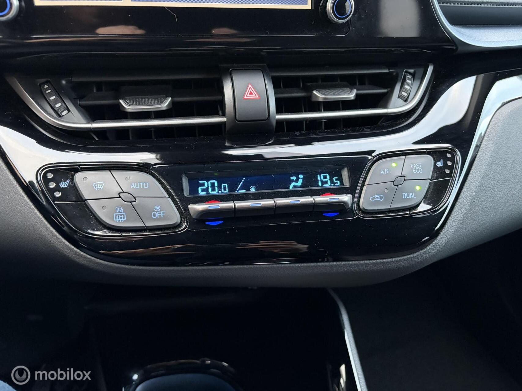 Foto van Toyota C-hr