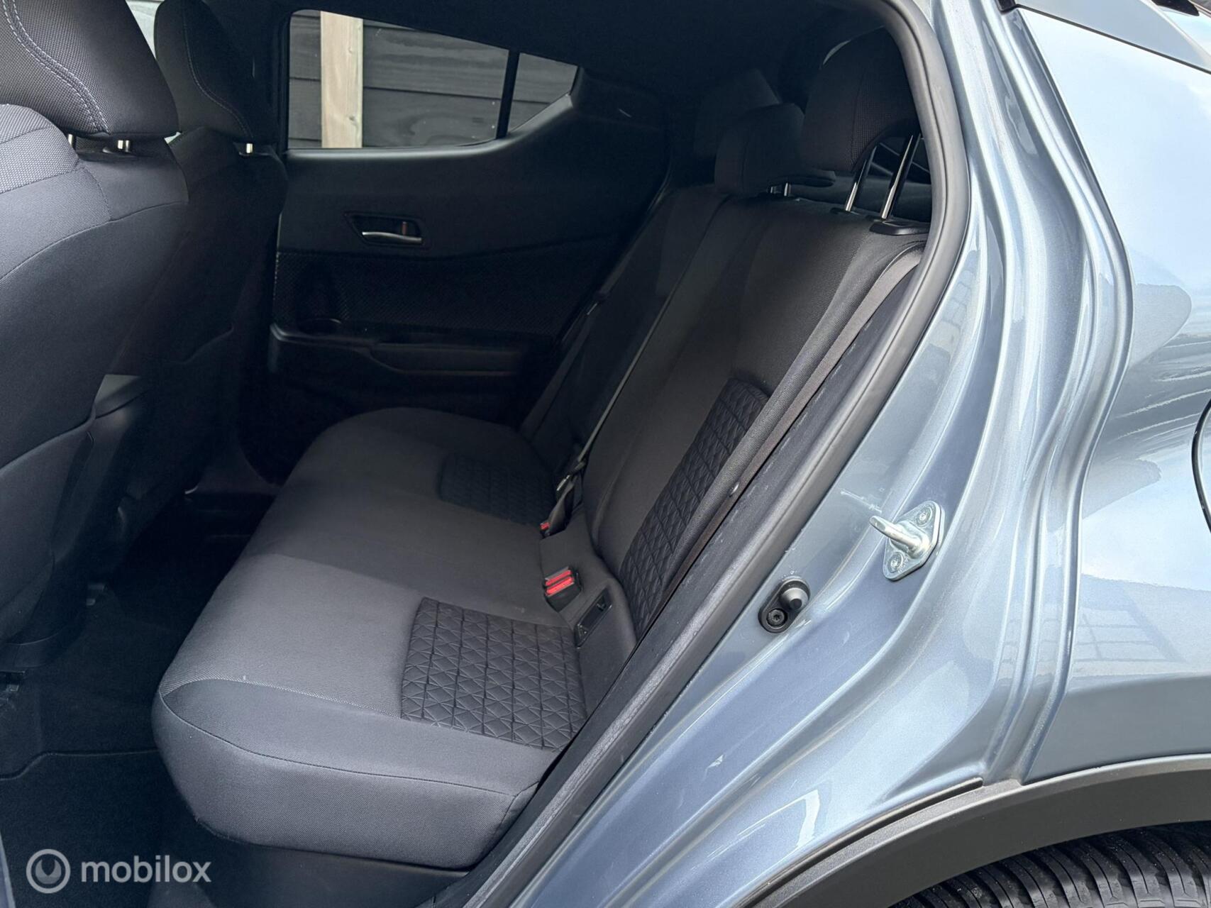 Foto van Toyota C-hr