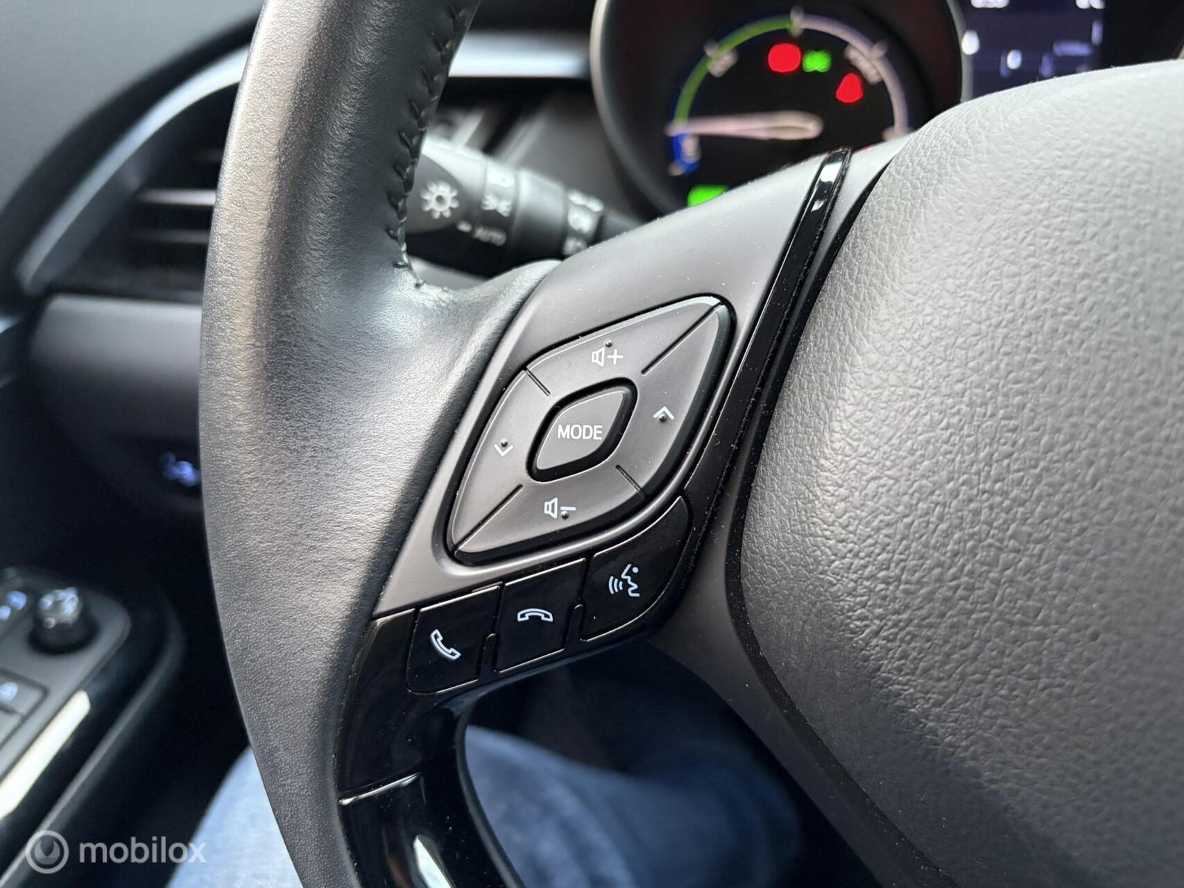 Foto van Toyota C-hr