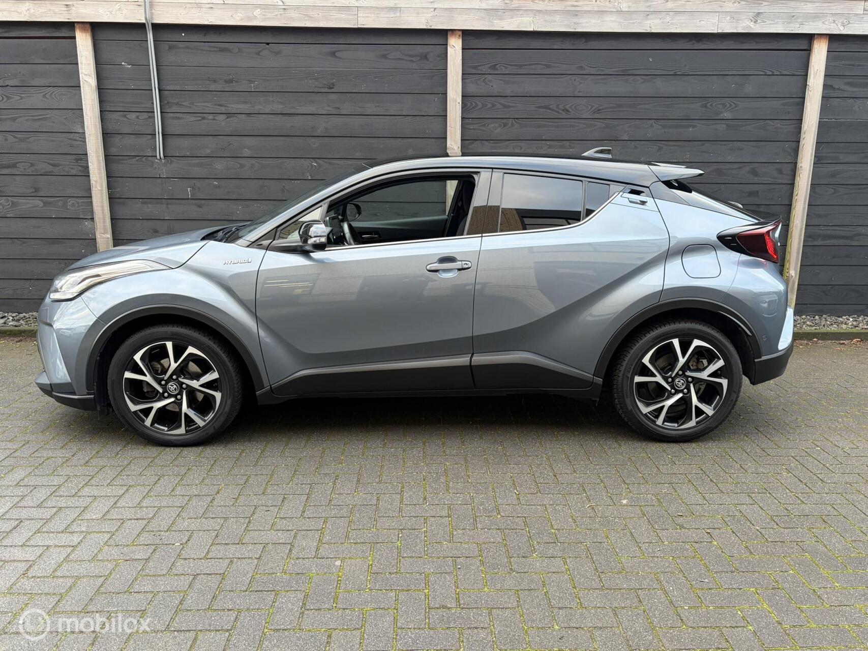 Foto van Toyota C-hr