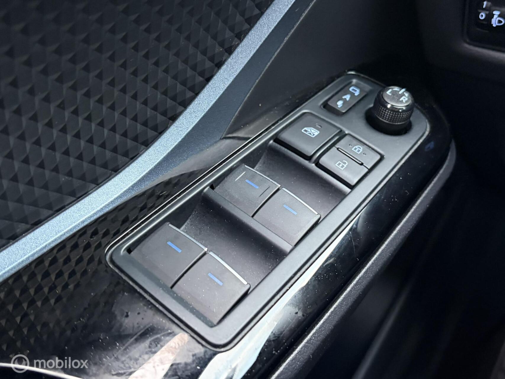 Foto van Toyota C-hr