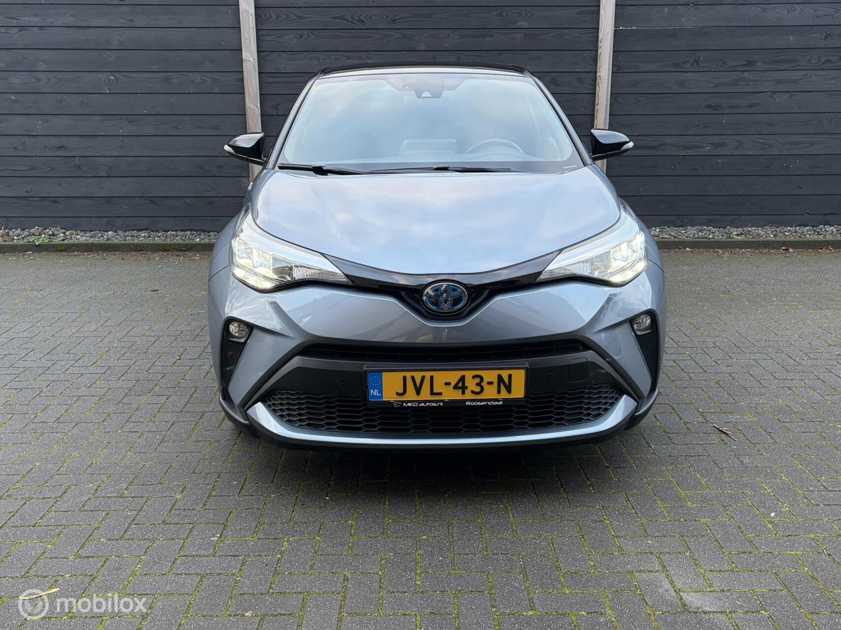 Foto van Toyota C-hr
