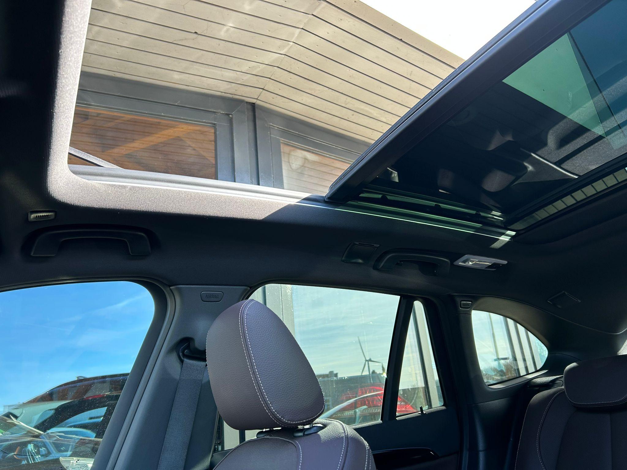 Foto van BMW X1 Xdrive25e