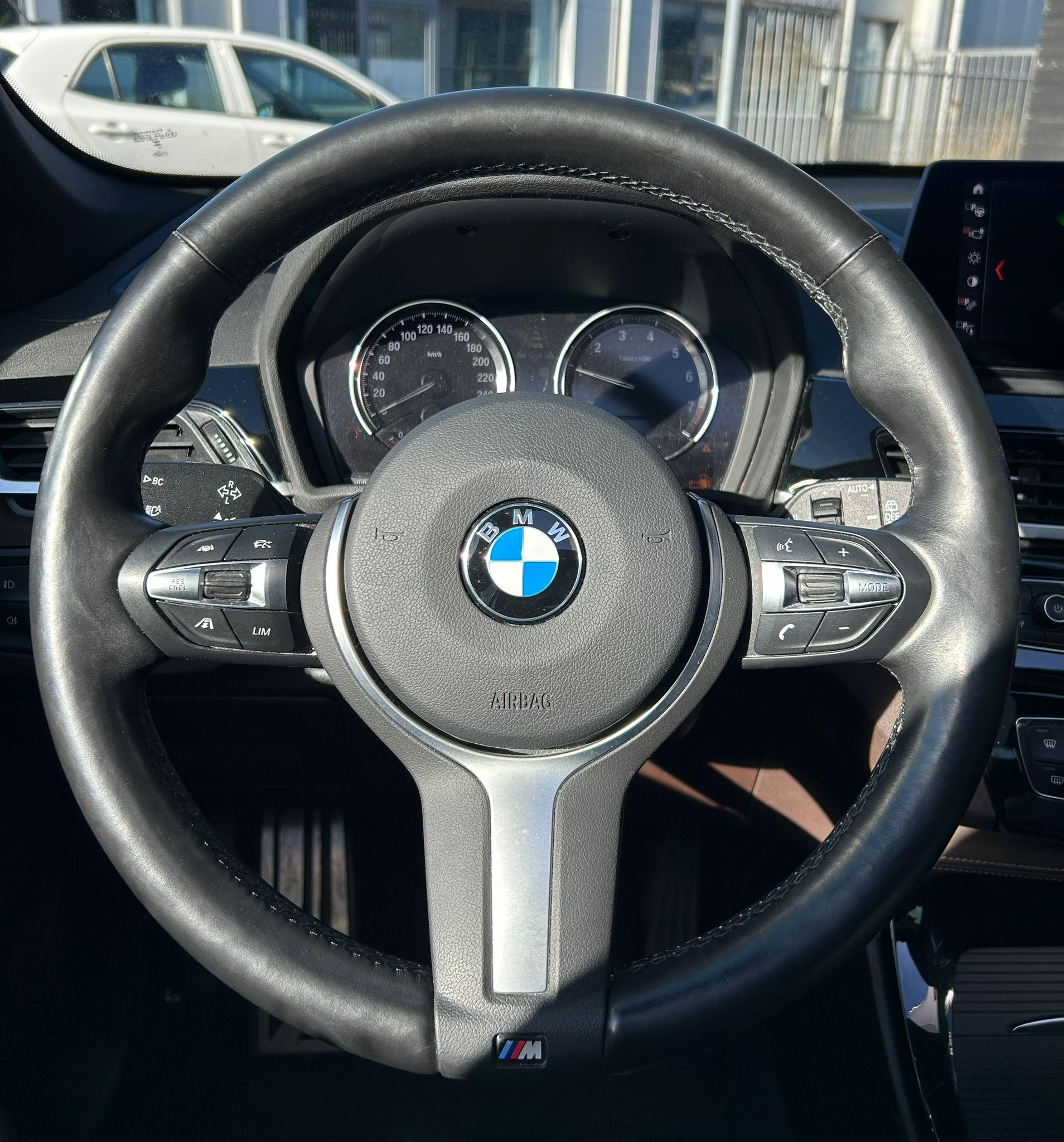 Foto van BMW X1 Xdrive25e