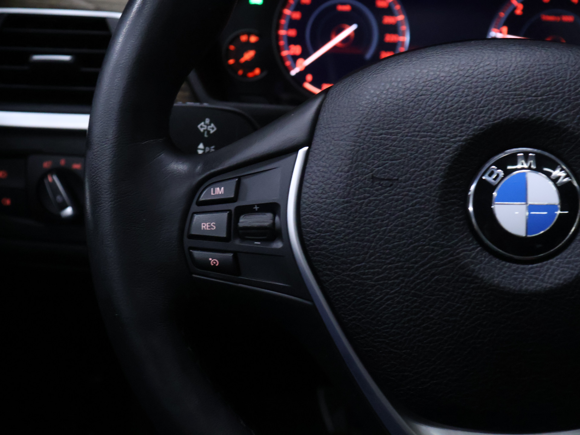 Foto van BMW 318i