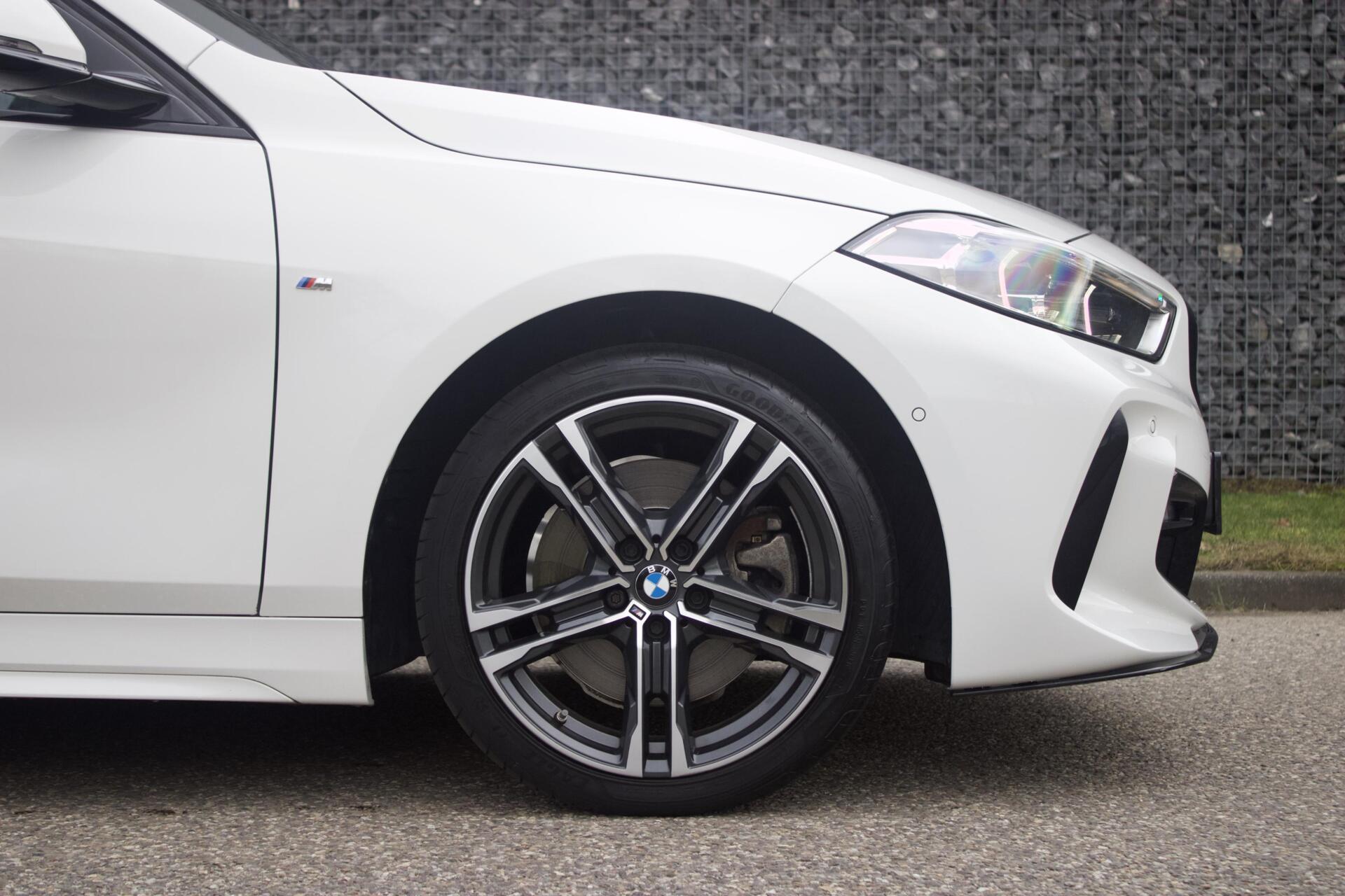 Foto van BMW 120i