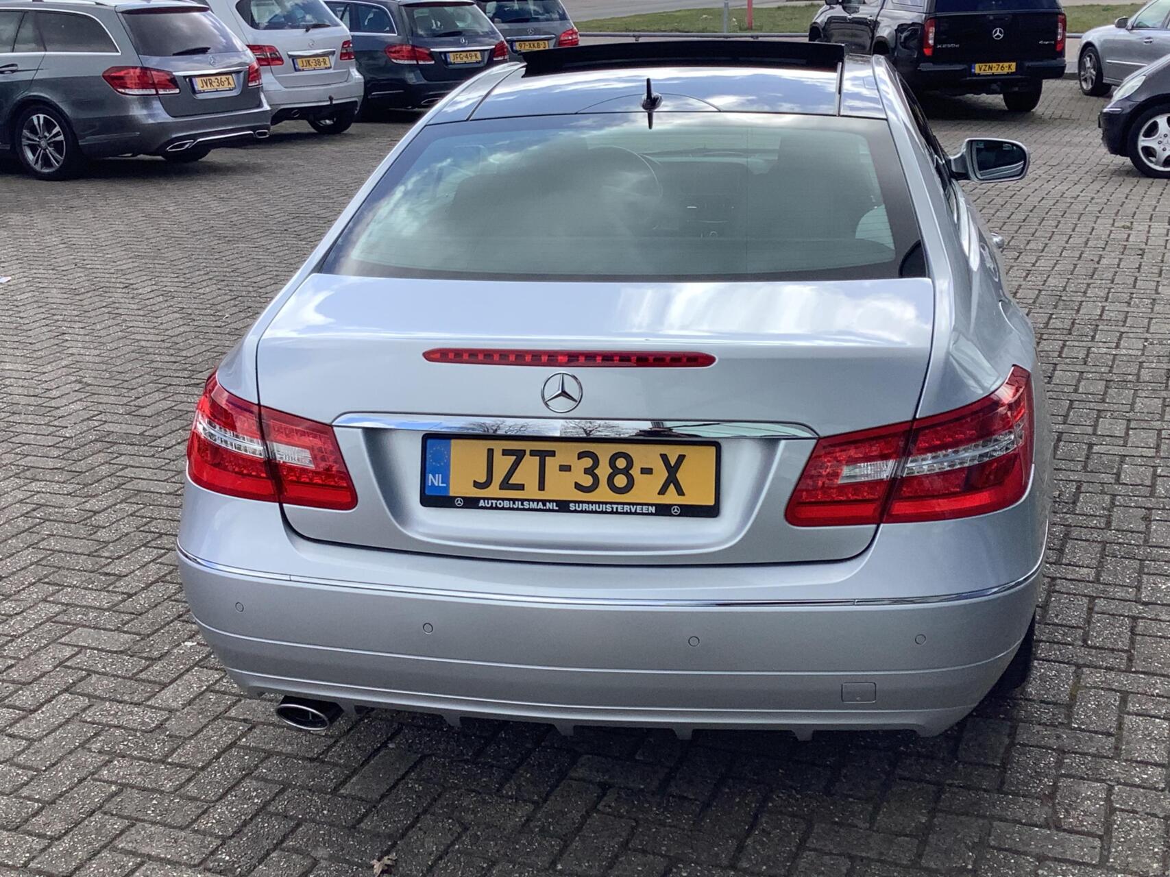 Foto van Mercedes-Benz E 250 Cgi