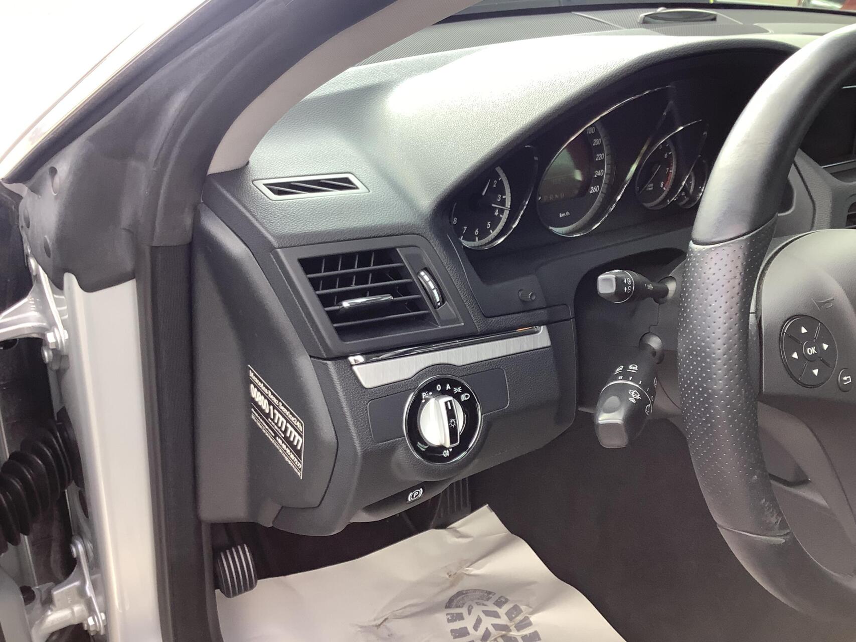 Foto van Mercedes-Benz E 250 Cgi