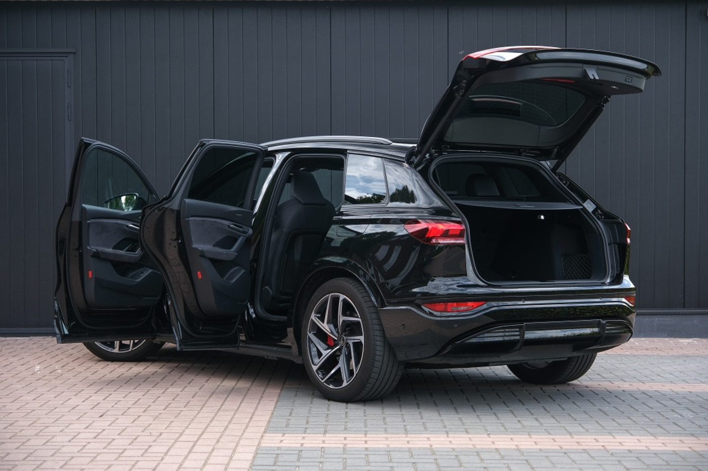 Foto van Audi Q6 Suv E-tron Quattro