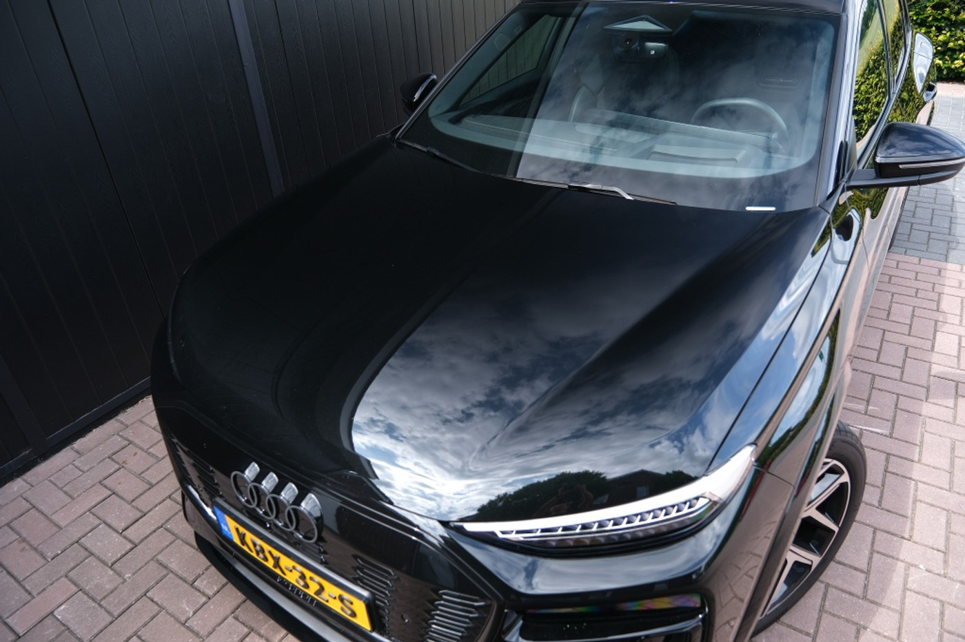 Foto van Audi Q6 Suv E-tron Quattro