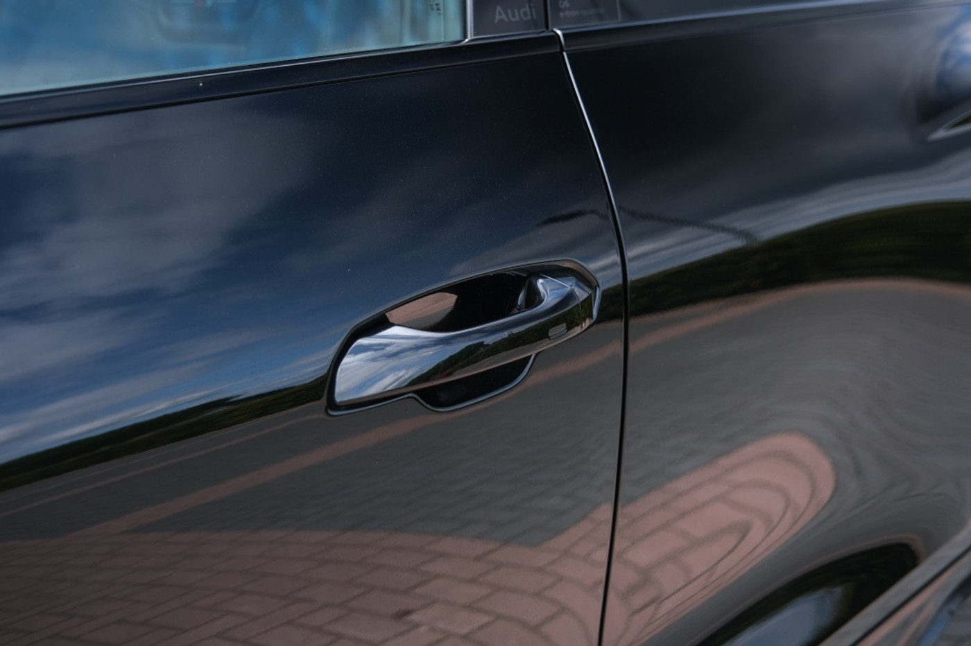 Foto van Audi Q6 Suv E-tron Quattro