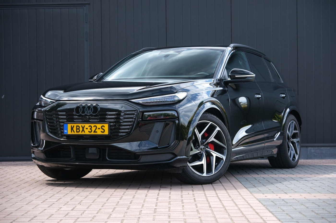 Audi Q6 Suv E-tron Quattro Advanced edt 100 kWh 388pk | B&O Sound | S-line int | Luchtvering | Matrix | Etc.. 2025 - voorkant