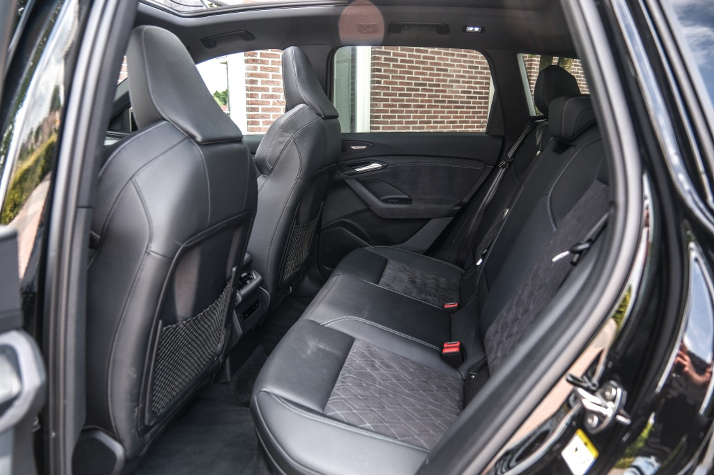 Foto van Audi Q6 Suv E-tron Quattro