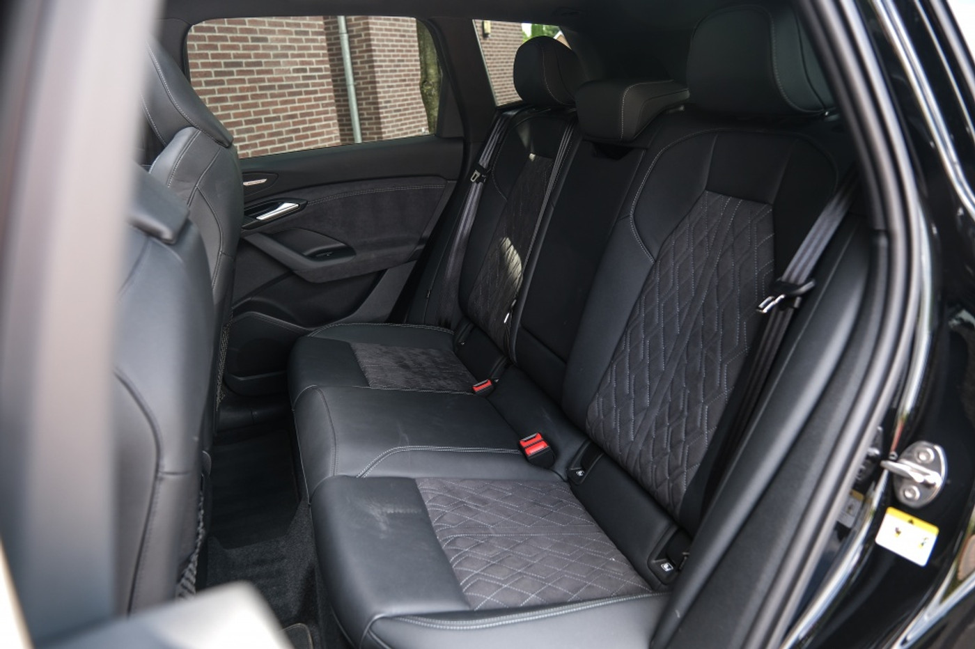 Foto van Audi Q6 Suv E-tron Quattro