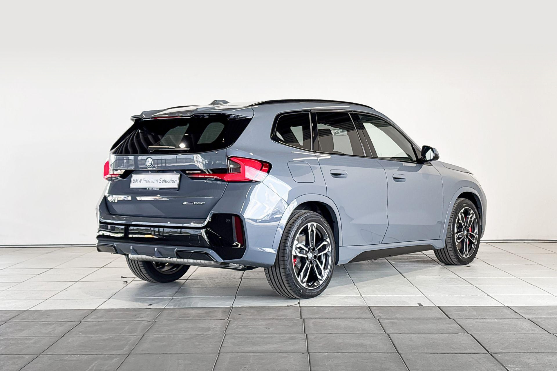 Foto van BMW X1 Xdrive25e