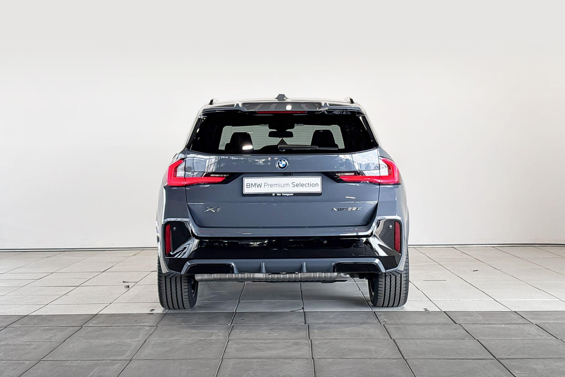 Foto van BMW X1 Xdrive25e