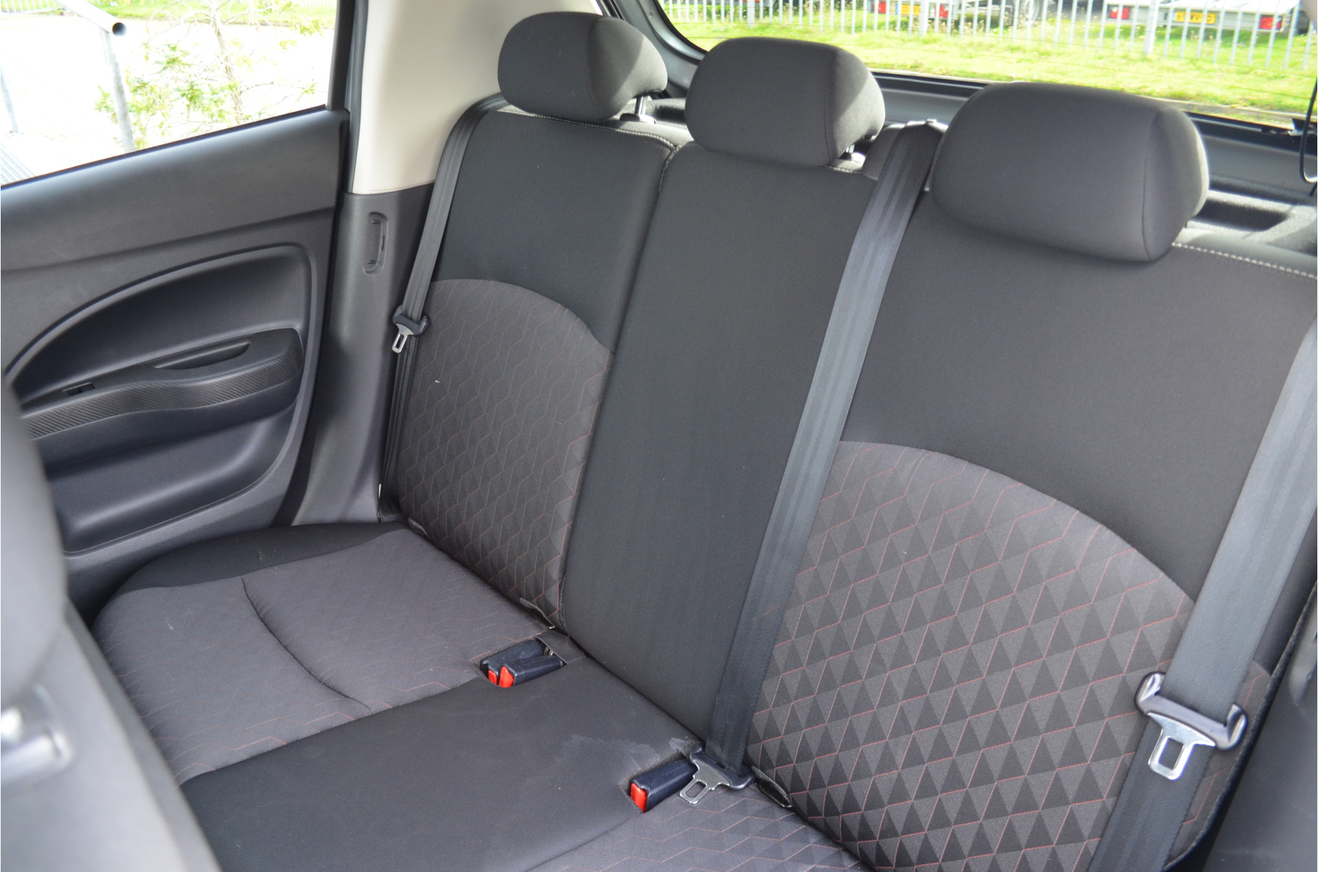 Foto van Mitsubishi Mitsubishi Space Star