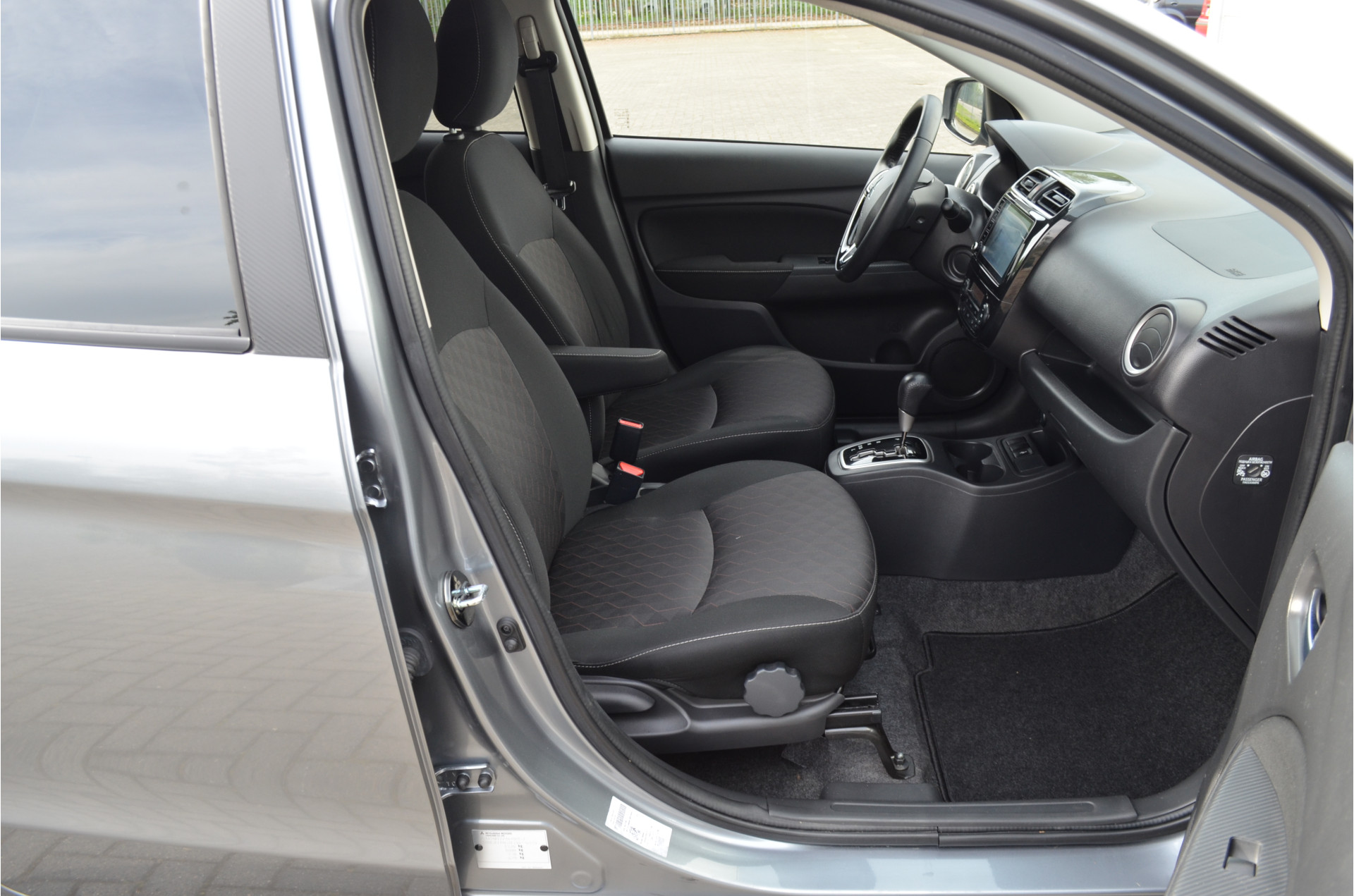 Foto van Mitsubishi Mitsubishi Space Star