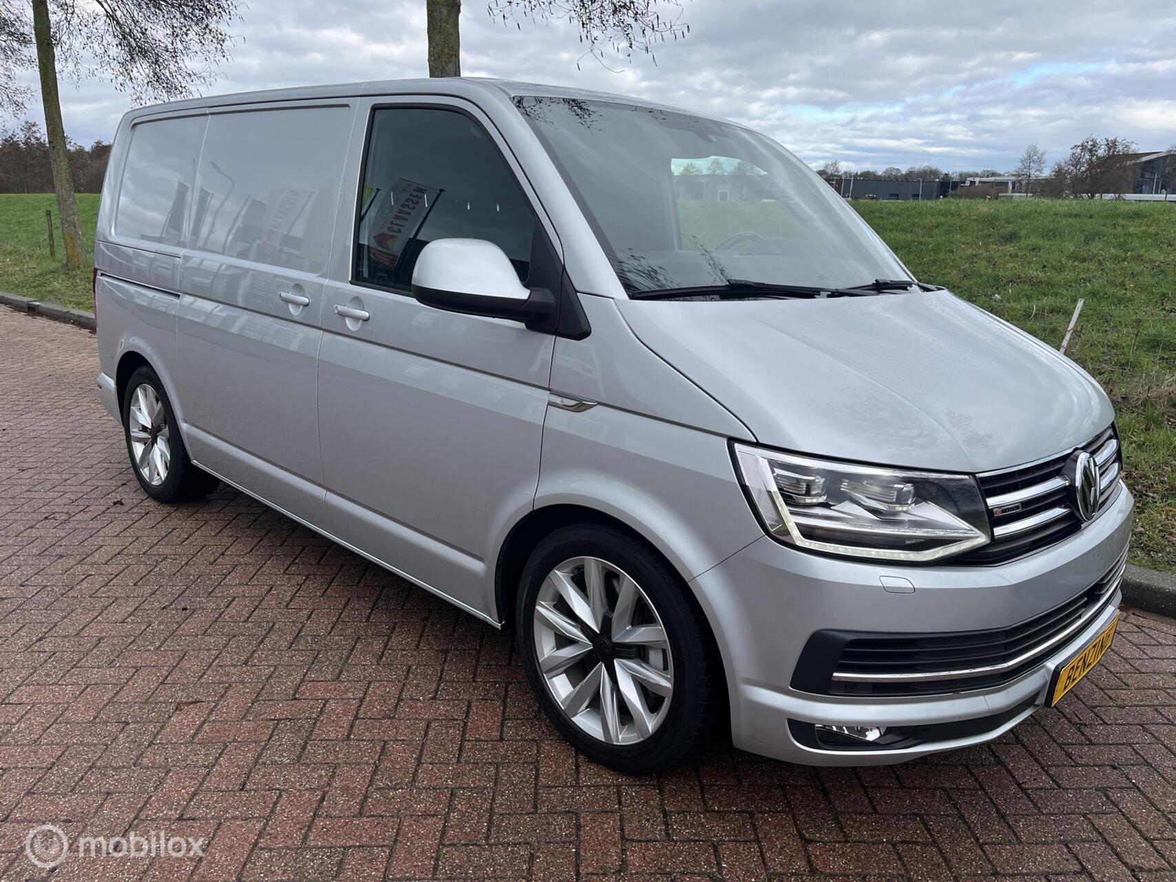 Volkswagen Transporter benzine 2.0 TSI 200pk 4Motion Automaat 2017 - voorkant