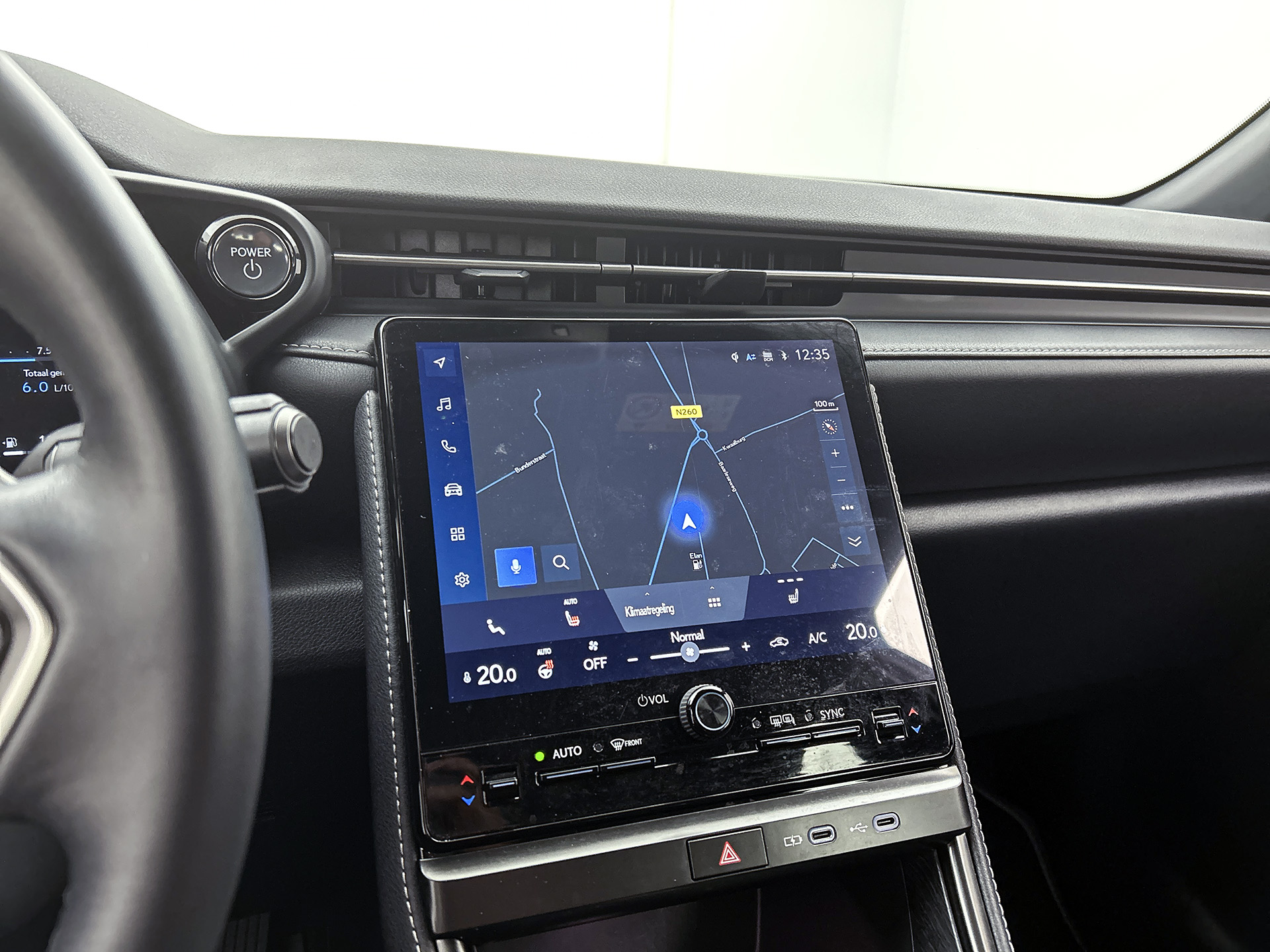 Foto van Lexus Lexus LBX