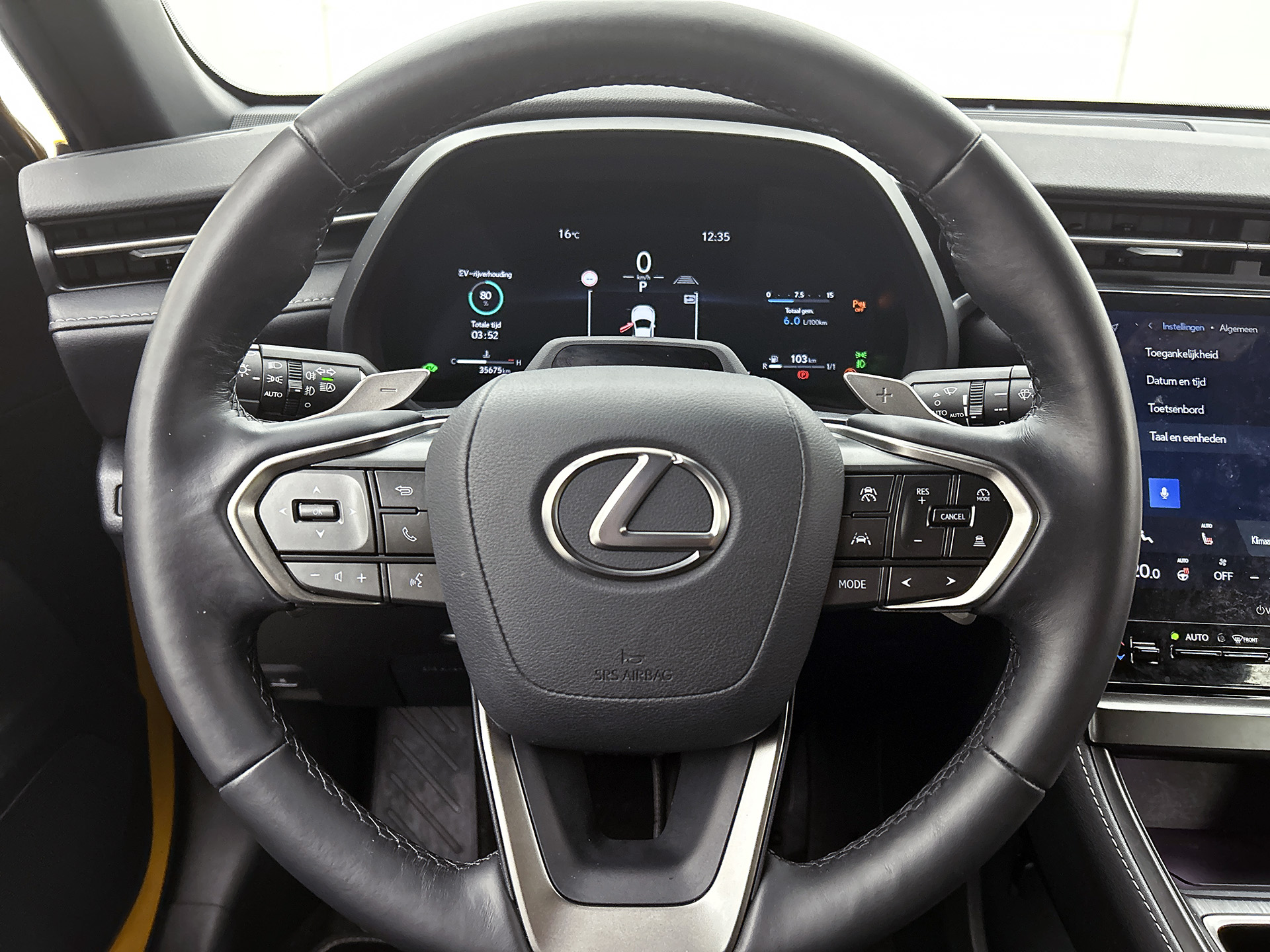 Foto van Lexus Lexus LBX